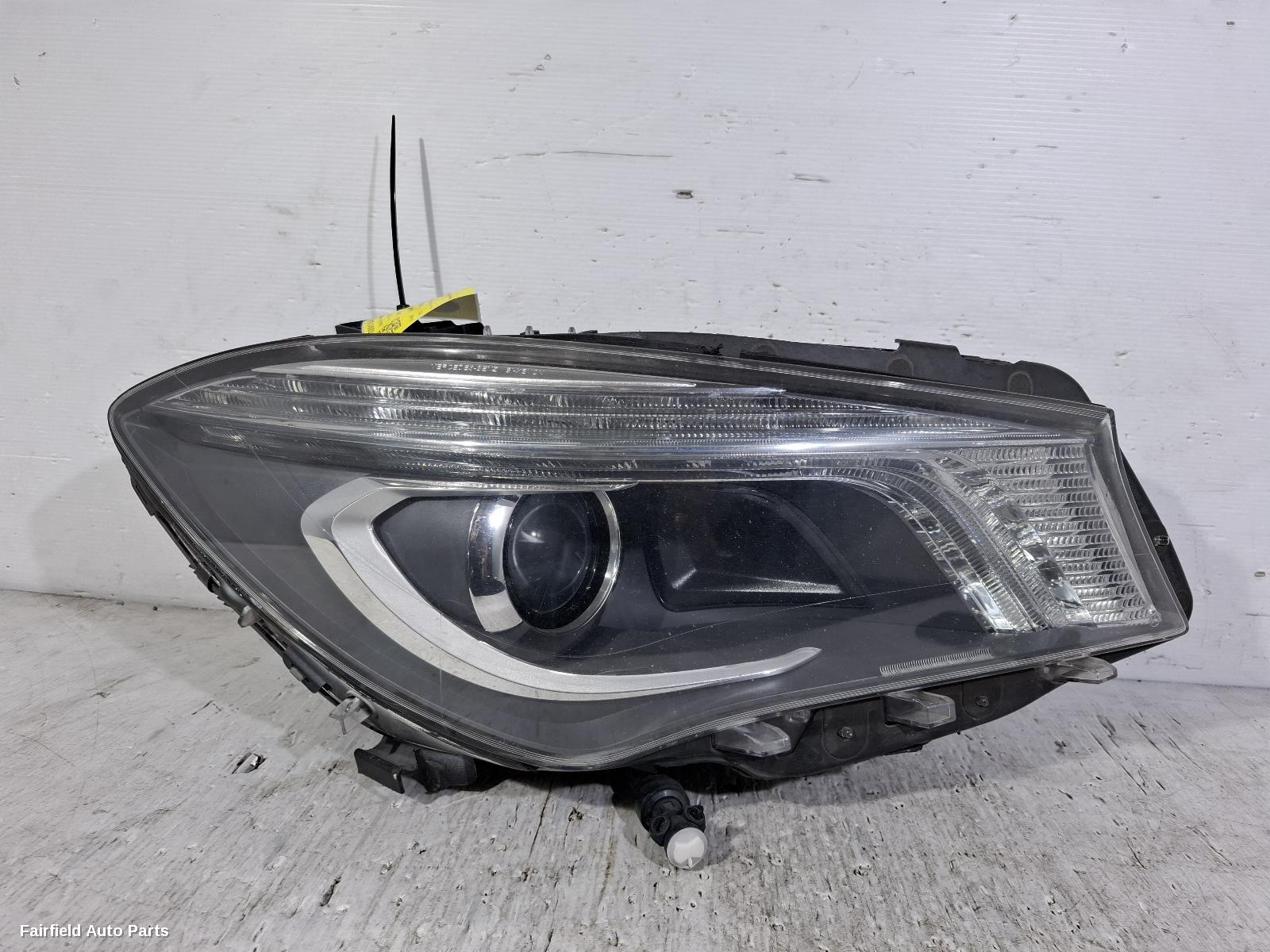 2016-2019 Mercedes Cla Class Right Headlamp