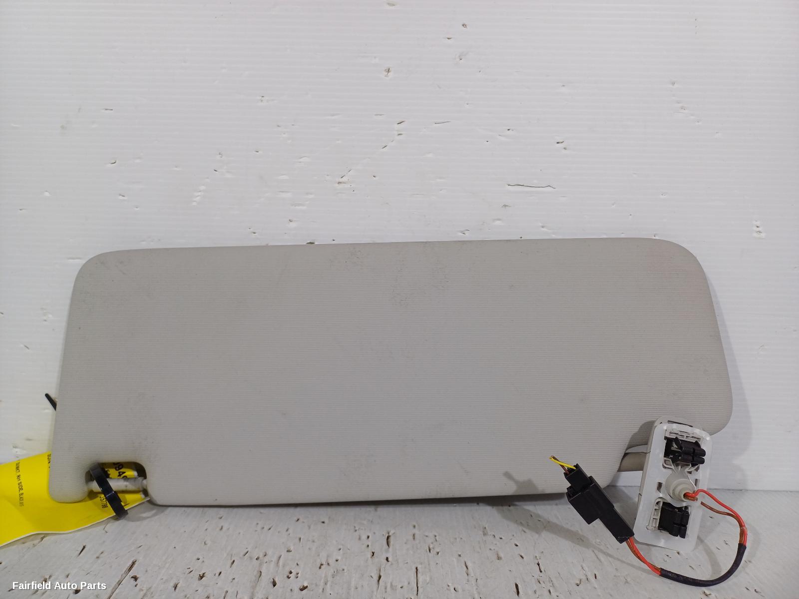 2015-2023 Volkswagen Passat Sunvisor