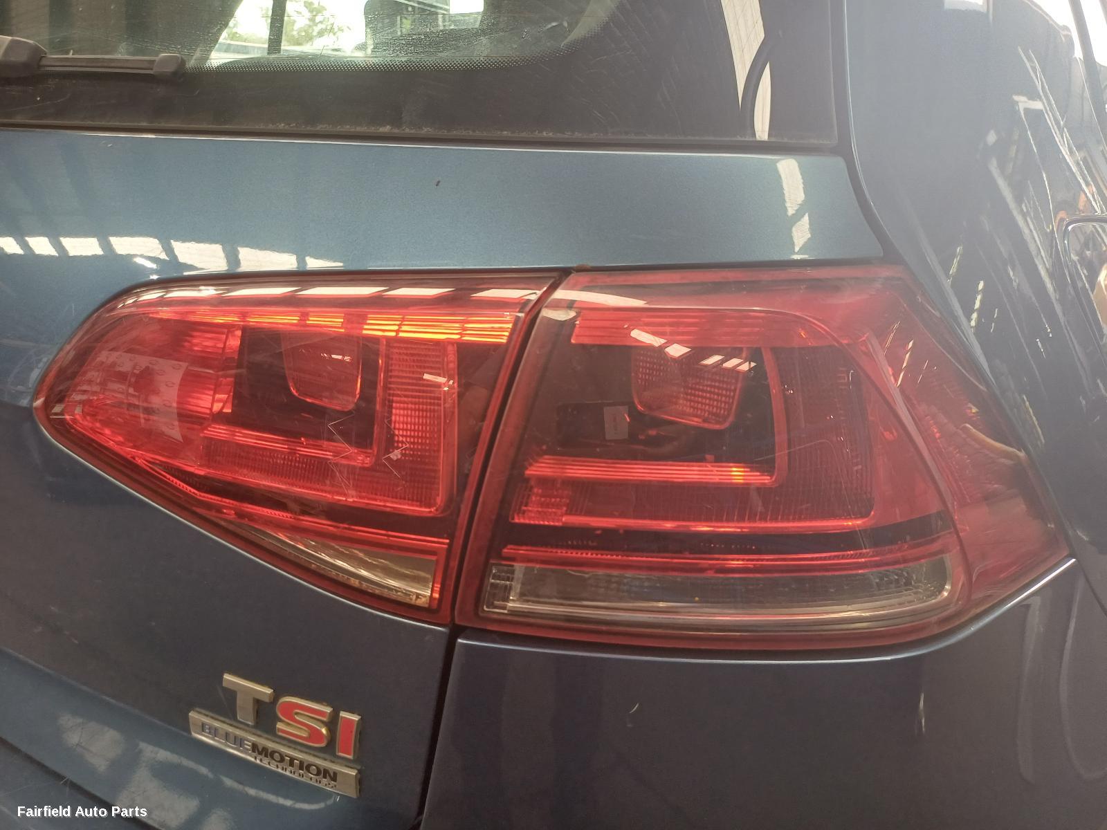 2013 Volkswagen Golf Left Rear Door Sliding