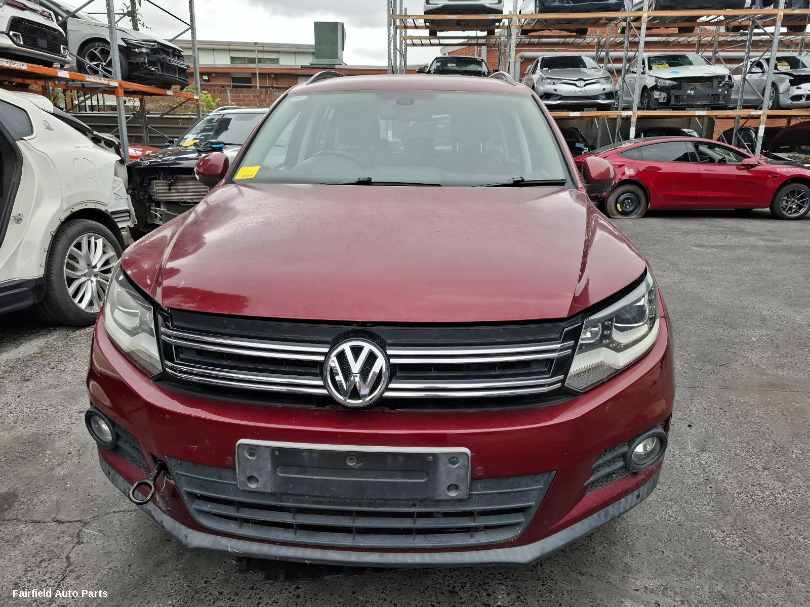 2012 Volkswagen Tiguan Right Indicator Fog Side