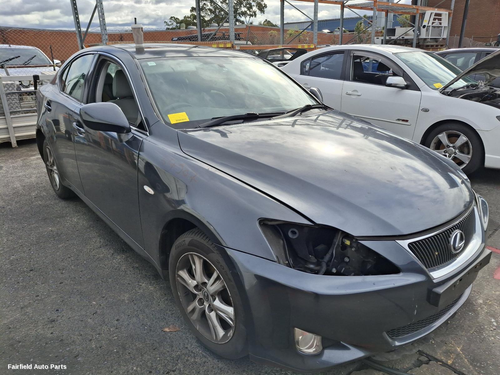 2007 Lexus Is250/is250c Right Taillight