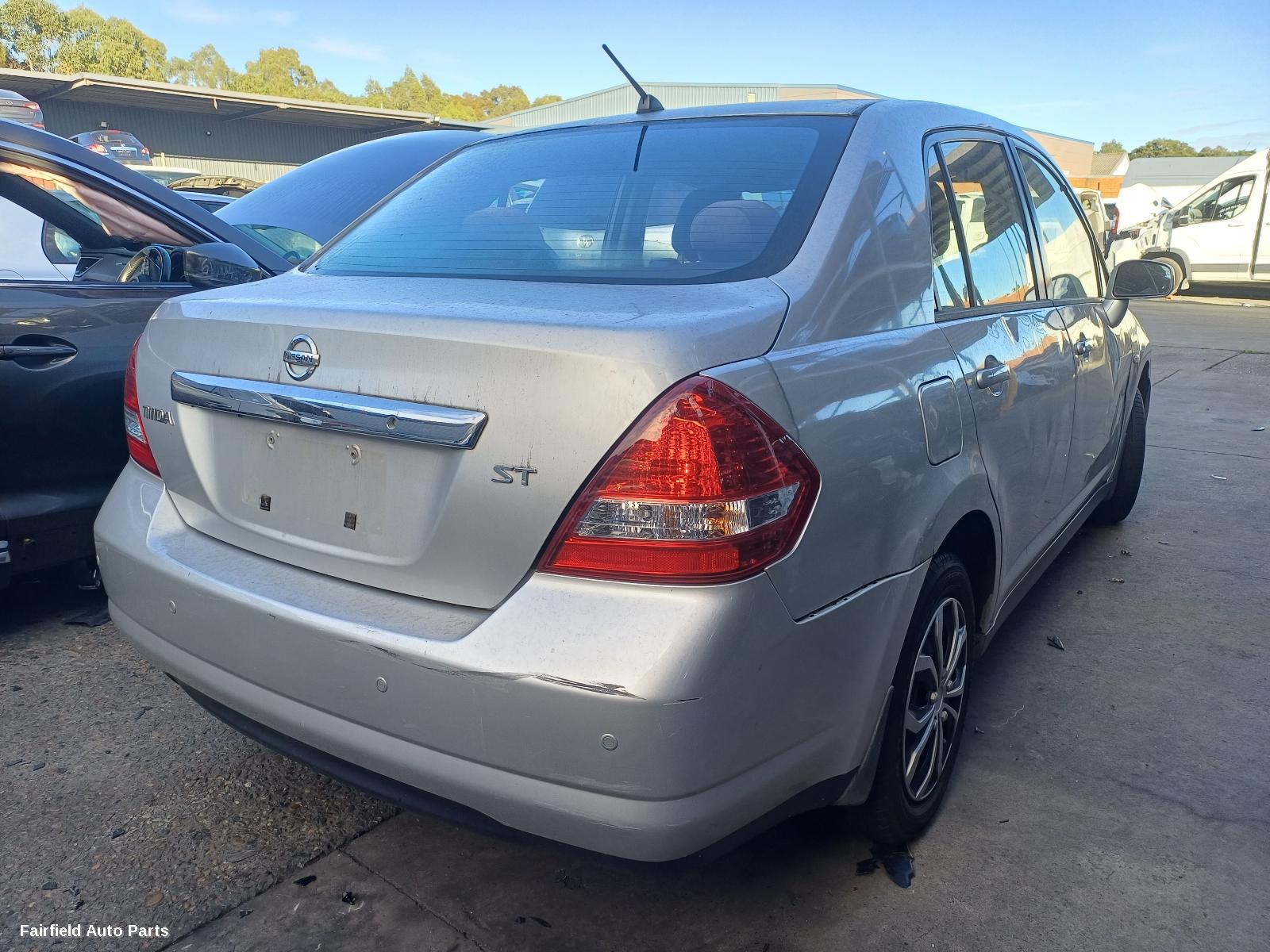 2004-2013 Nissan Tiida Right Door Mirror