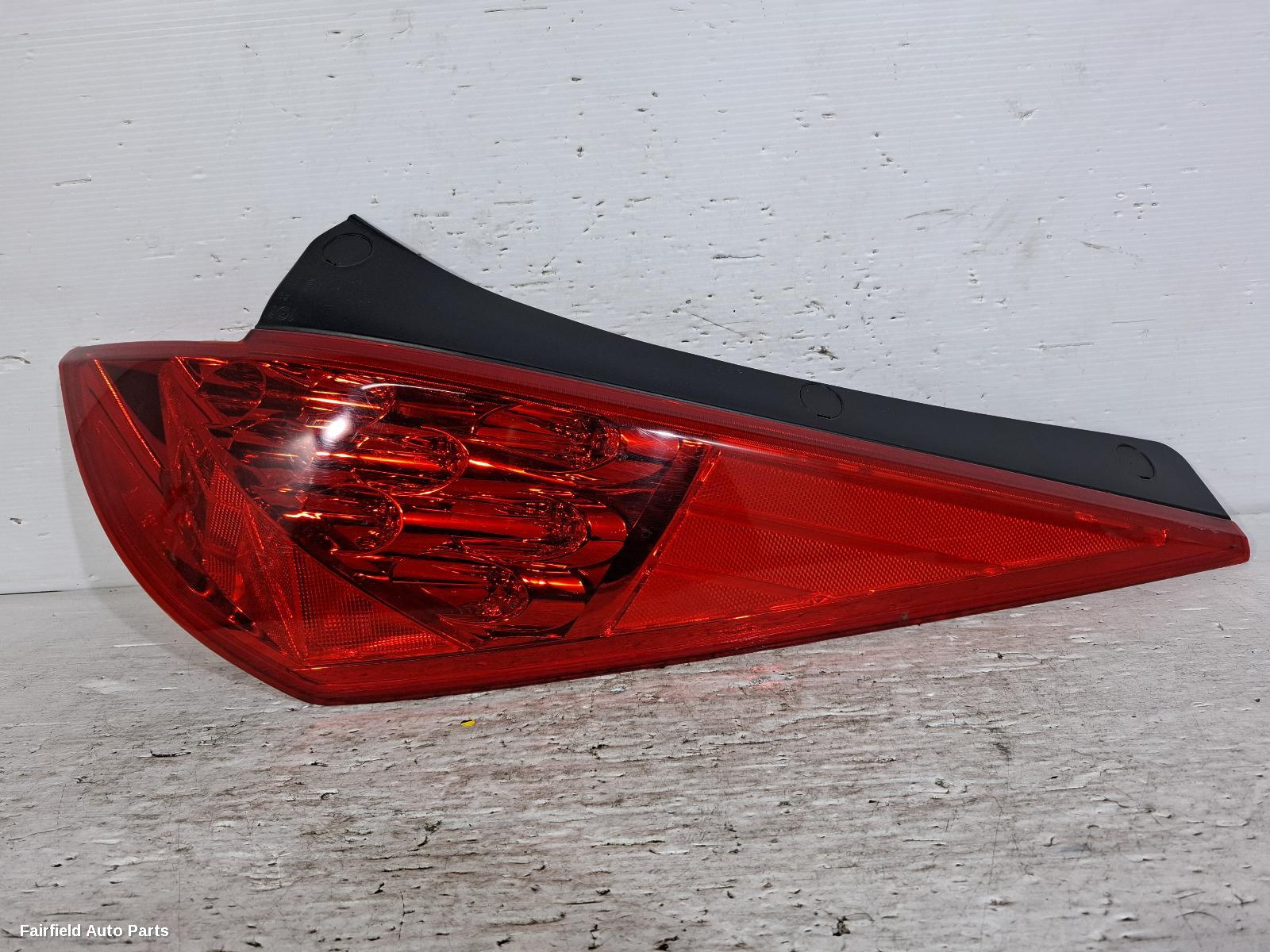 2007-2009 Nissan 350z Right Taillight