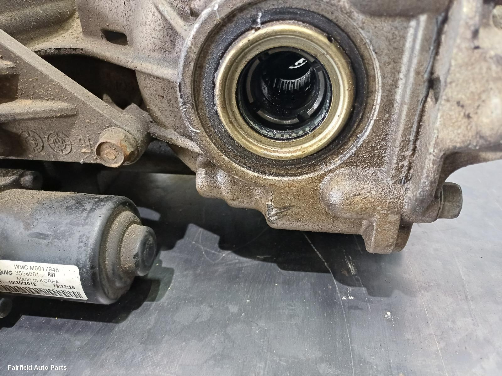 2013 Kia Sorento Differential Centre