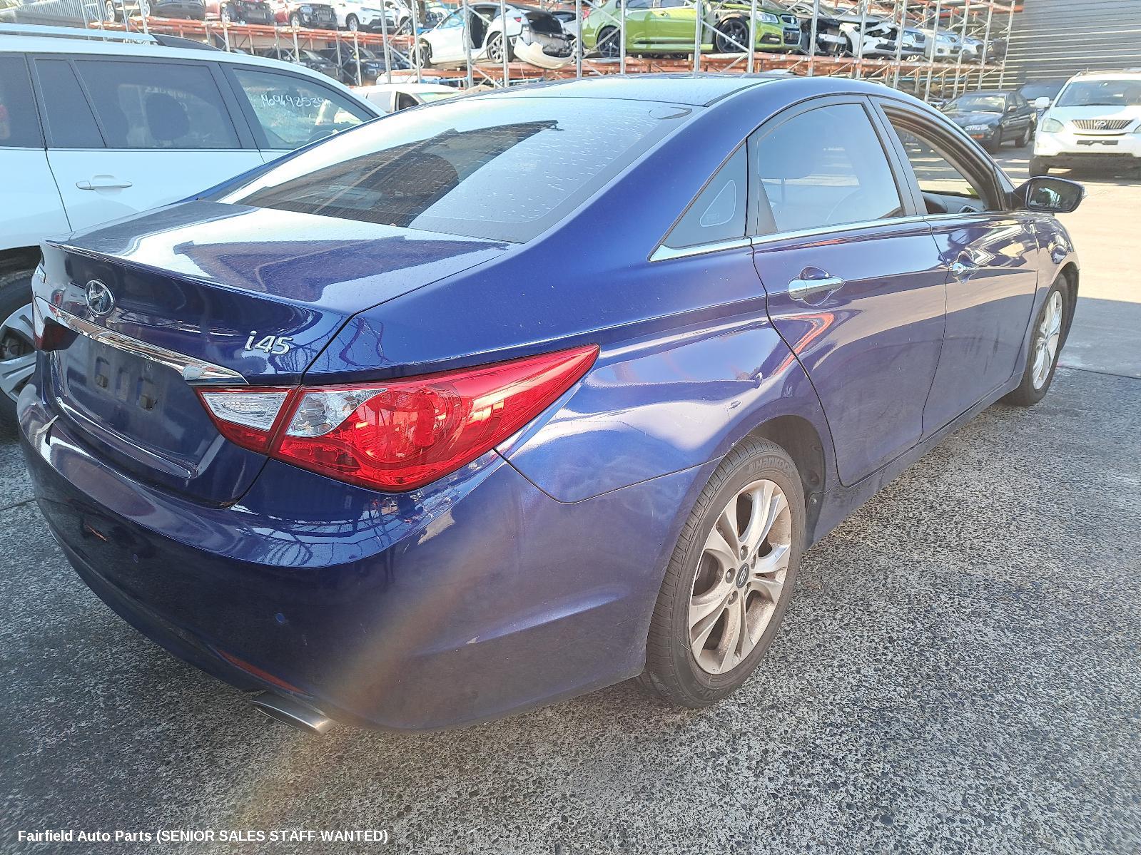 2010 Hyundai I45 Left Door Mirror