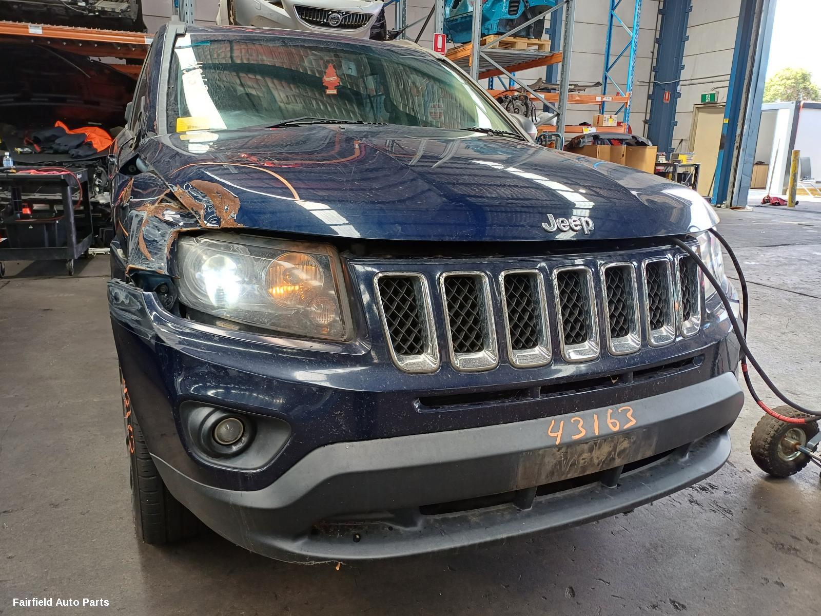 2013 Jeep Compass Right Front Strut