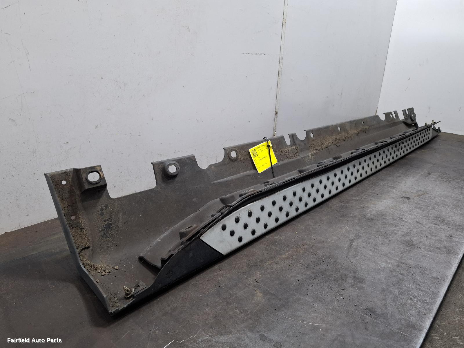 2008-2014 Bmw X6 Side Step Skirt