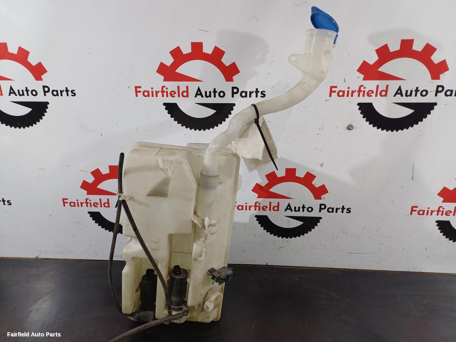 2009-2013 Volvo Xc60 Washer Bottle