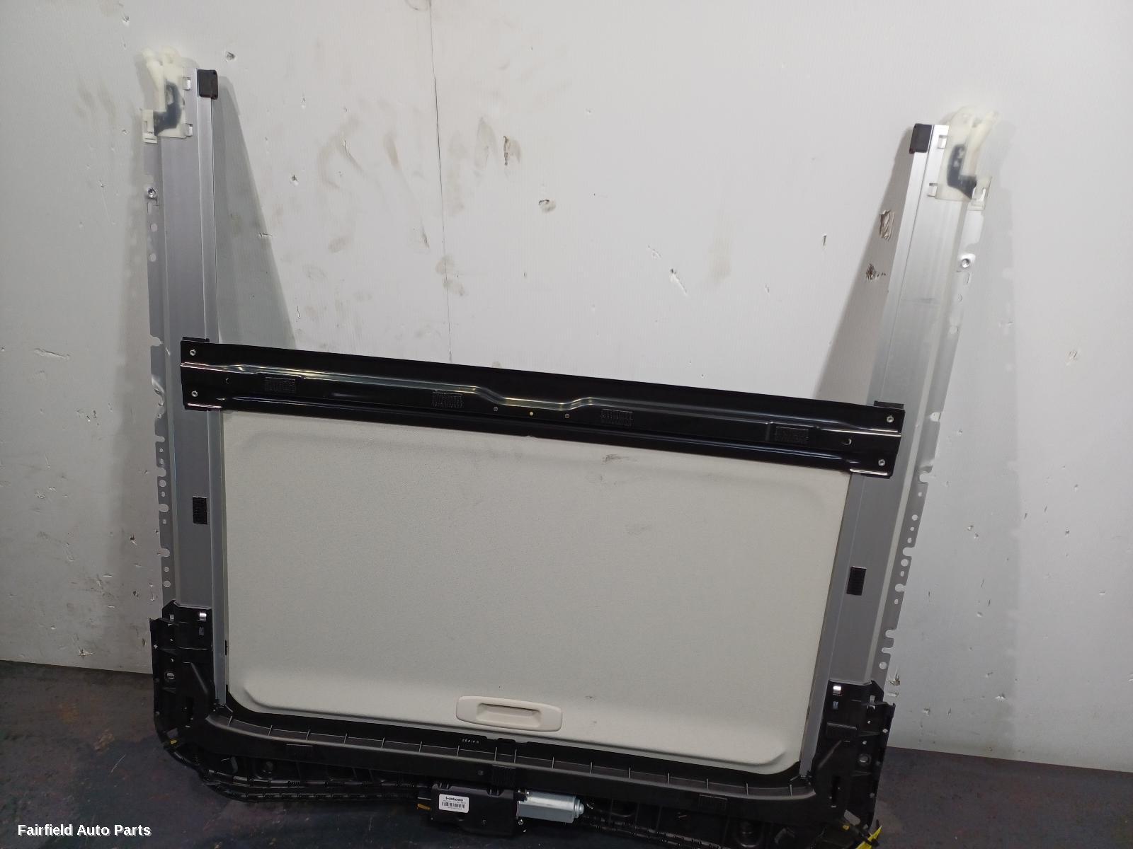 2012-2025 Nissan Patrol Roof Glass Sunroof T