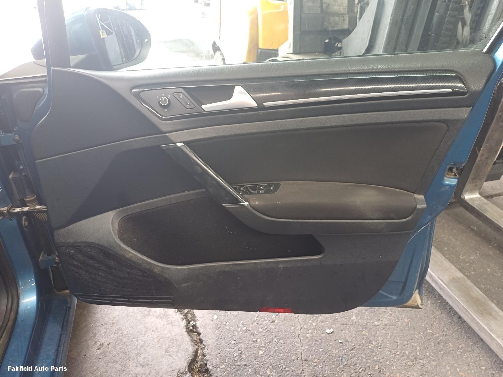 2013 Volkswagen Golf Left Rear Door Sliding