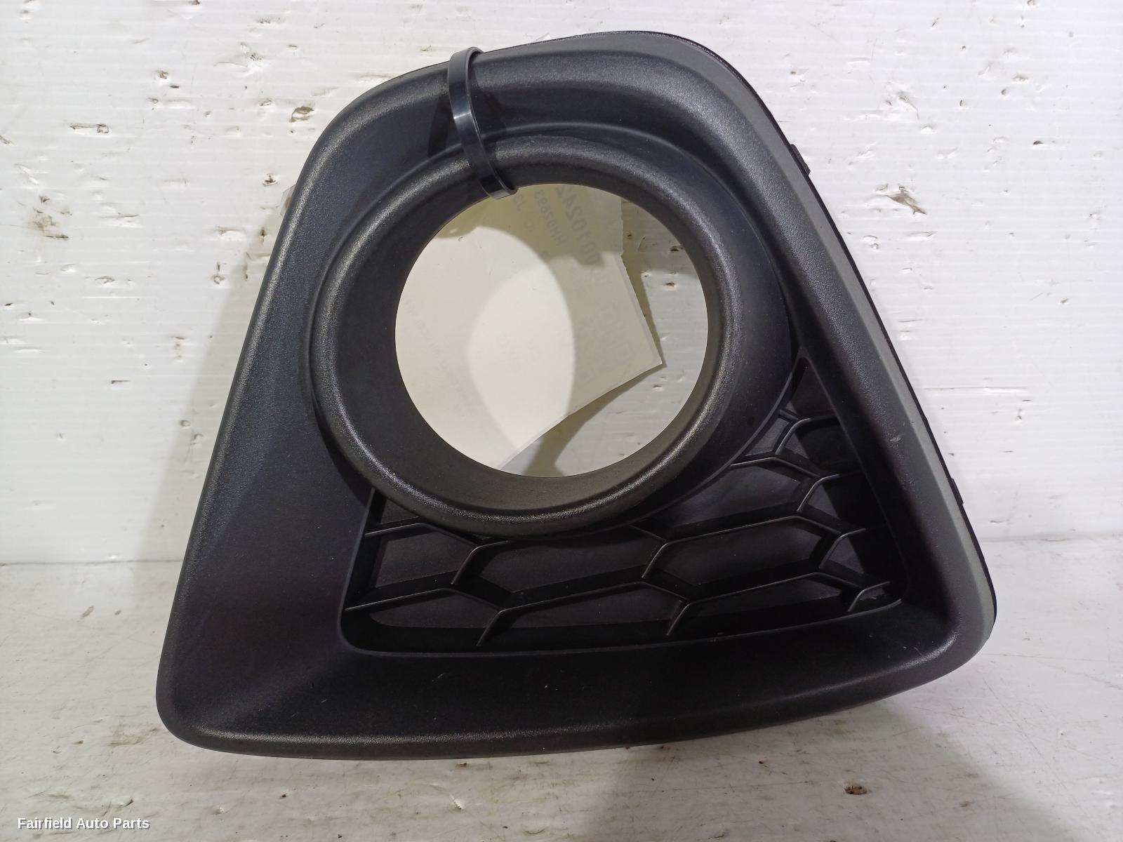 2012-2014 Mazda Cx5 Grille