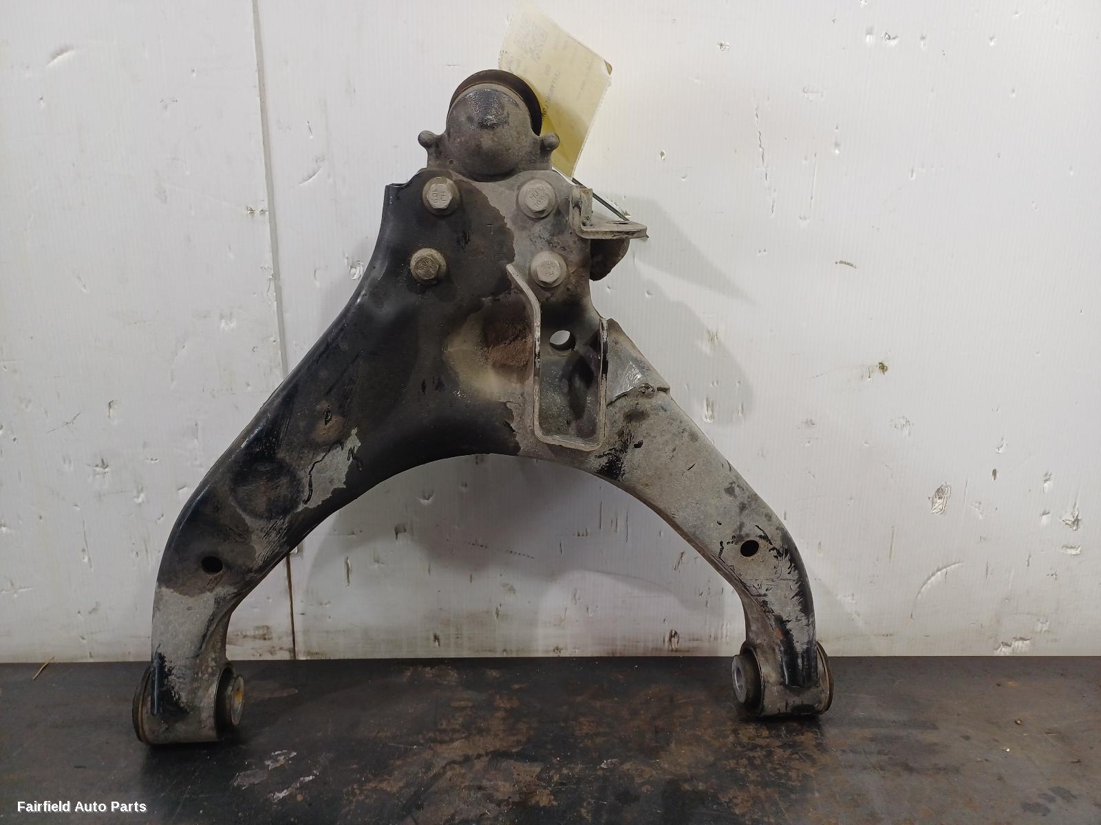 2017-2026 Ldv D90 Left Front Lower Control Arm