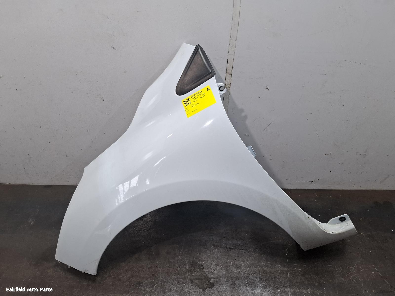 2013-2019 Renault Clio Left Guard