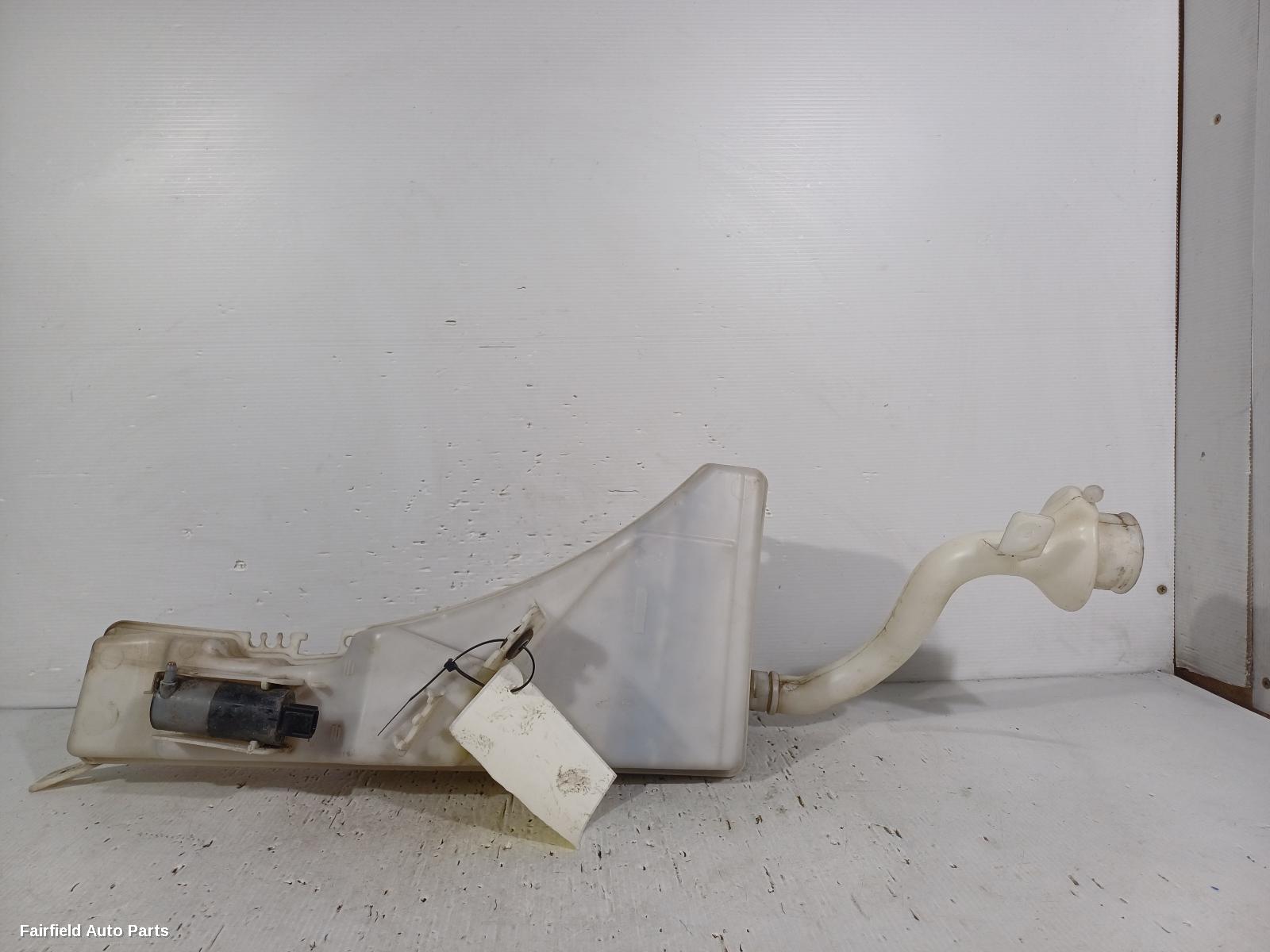 2015-2026 Volvo Xc90 Washer Bottle