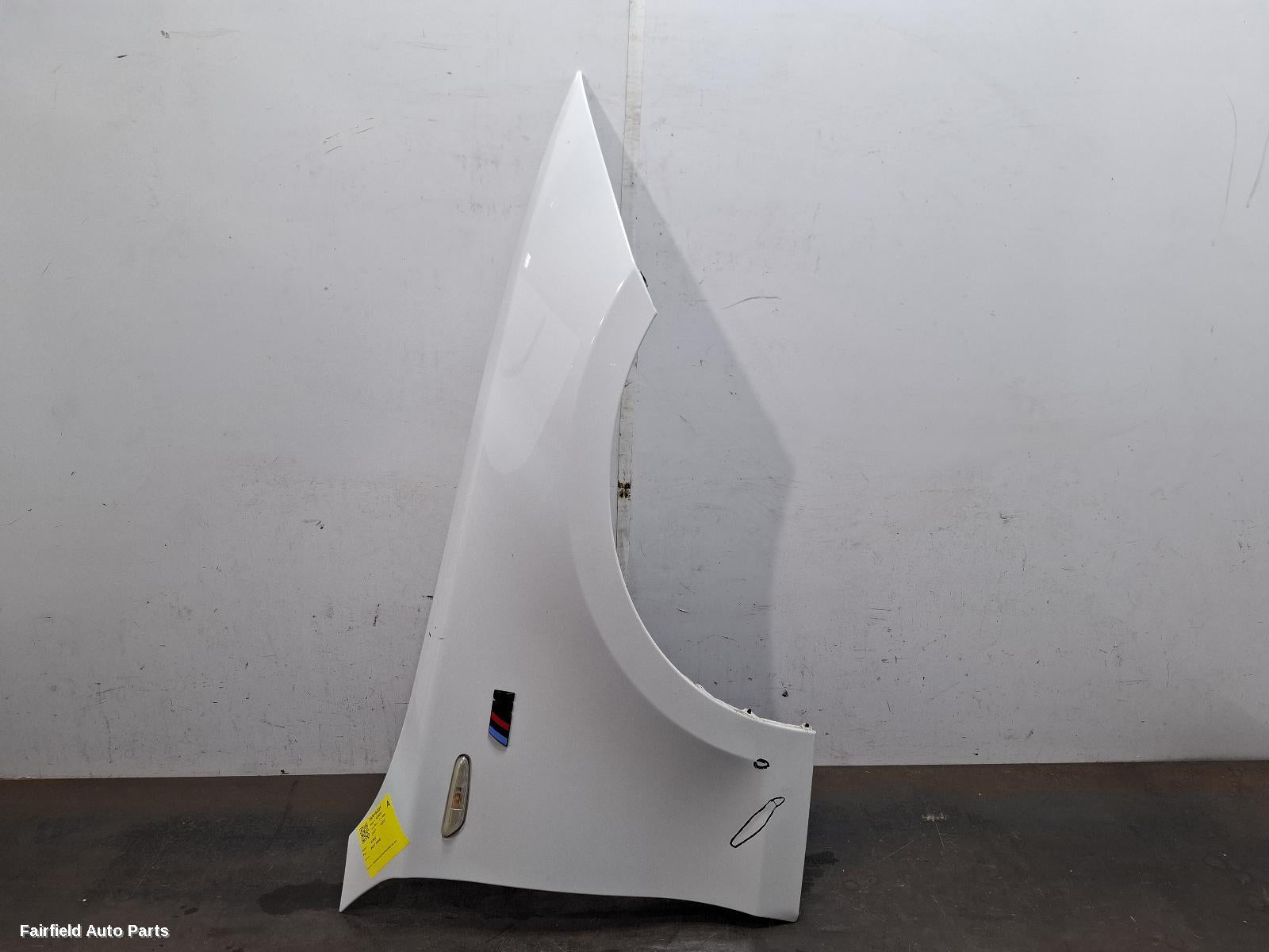 2011 Bmw 1 Series Right Guard