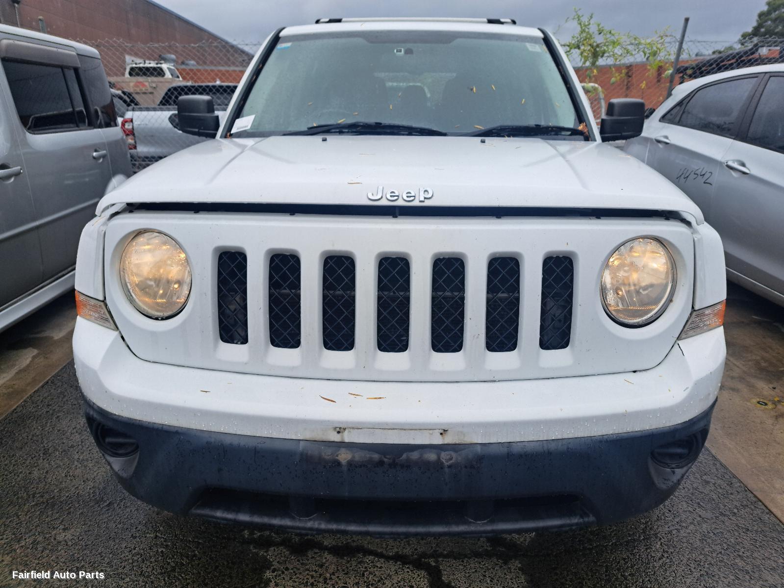 2011 Jeep Patriot Fan