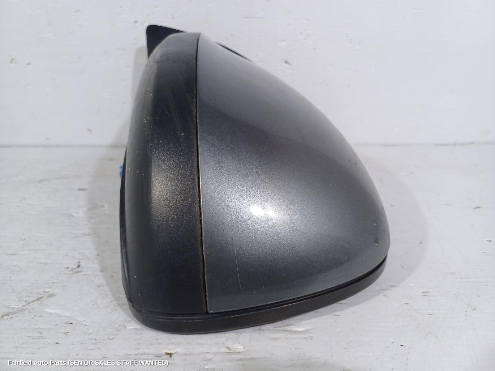 2011 Volkswagen Amarok Left Door Mirror
