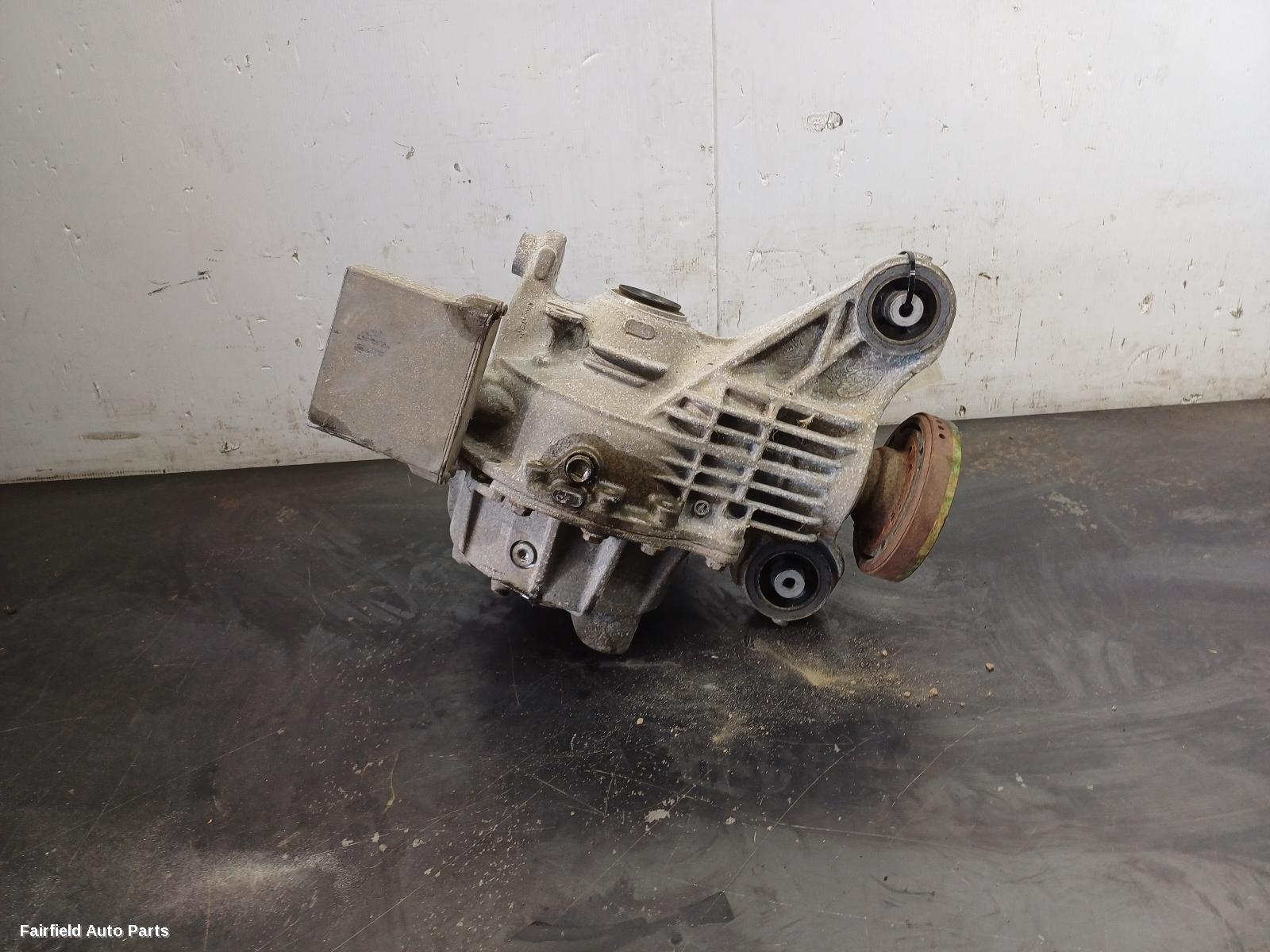 2013-2015 Land Rover Rangerover Sport Differential Centre
