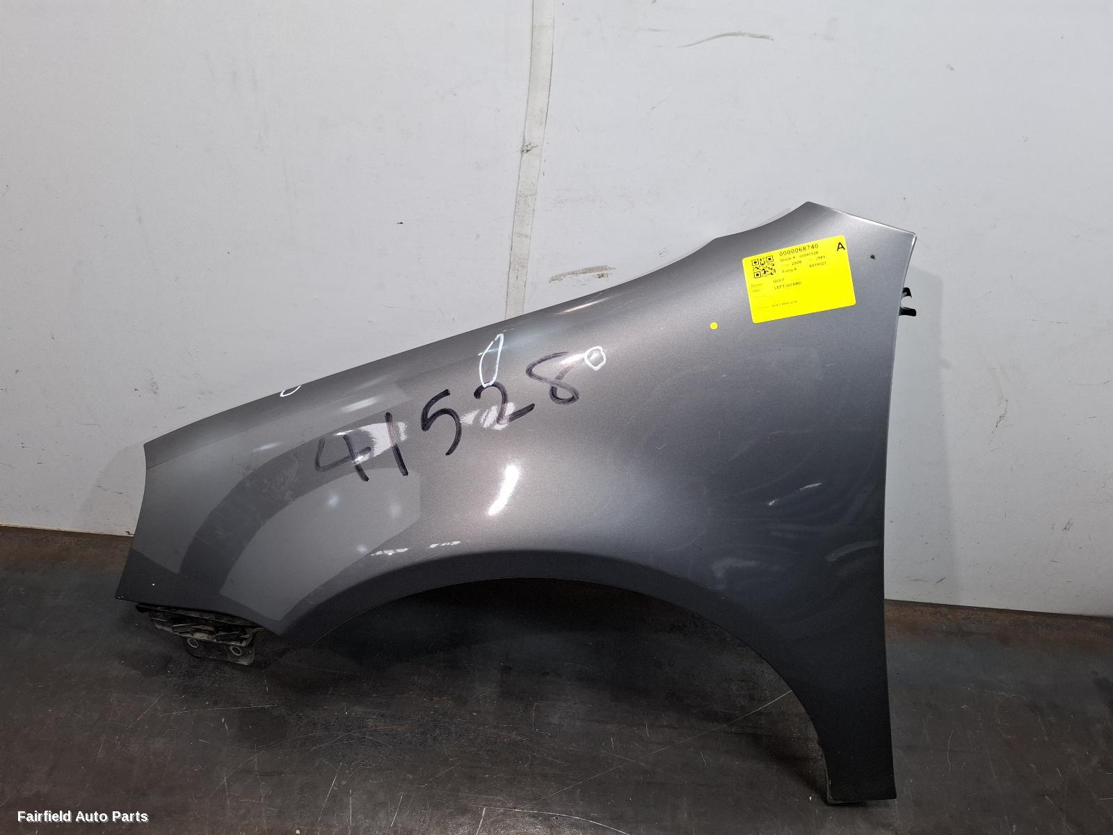 2004-2009 Volkswagen Golf Left Guard