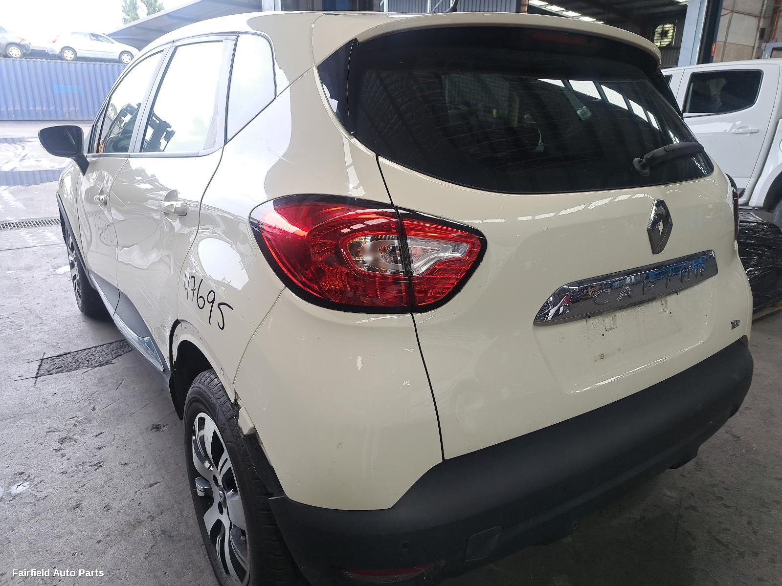 2015 Renault Captur Left Door Mirror