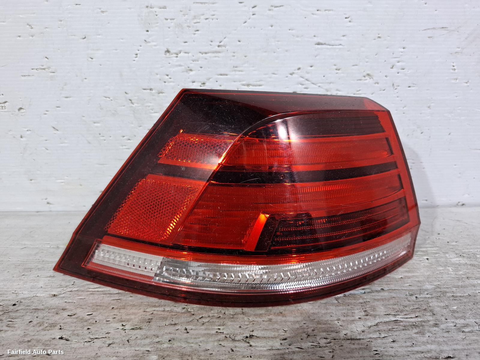 2017-2020 Volkswagen Golf Left Taillight