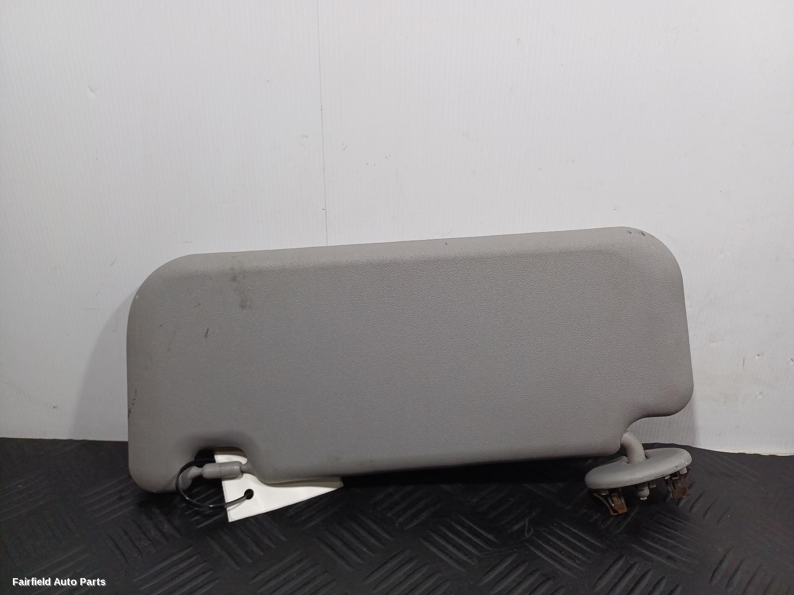 2005-2016 Toyota Yaris Sunvisor