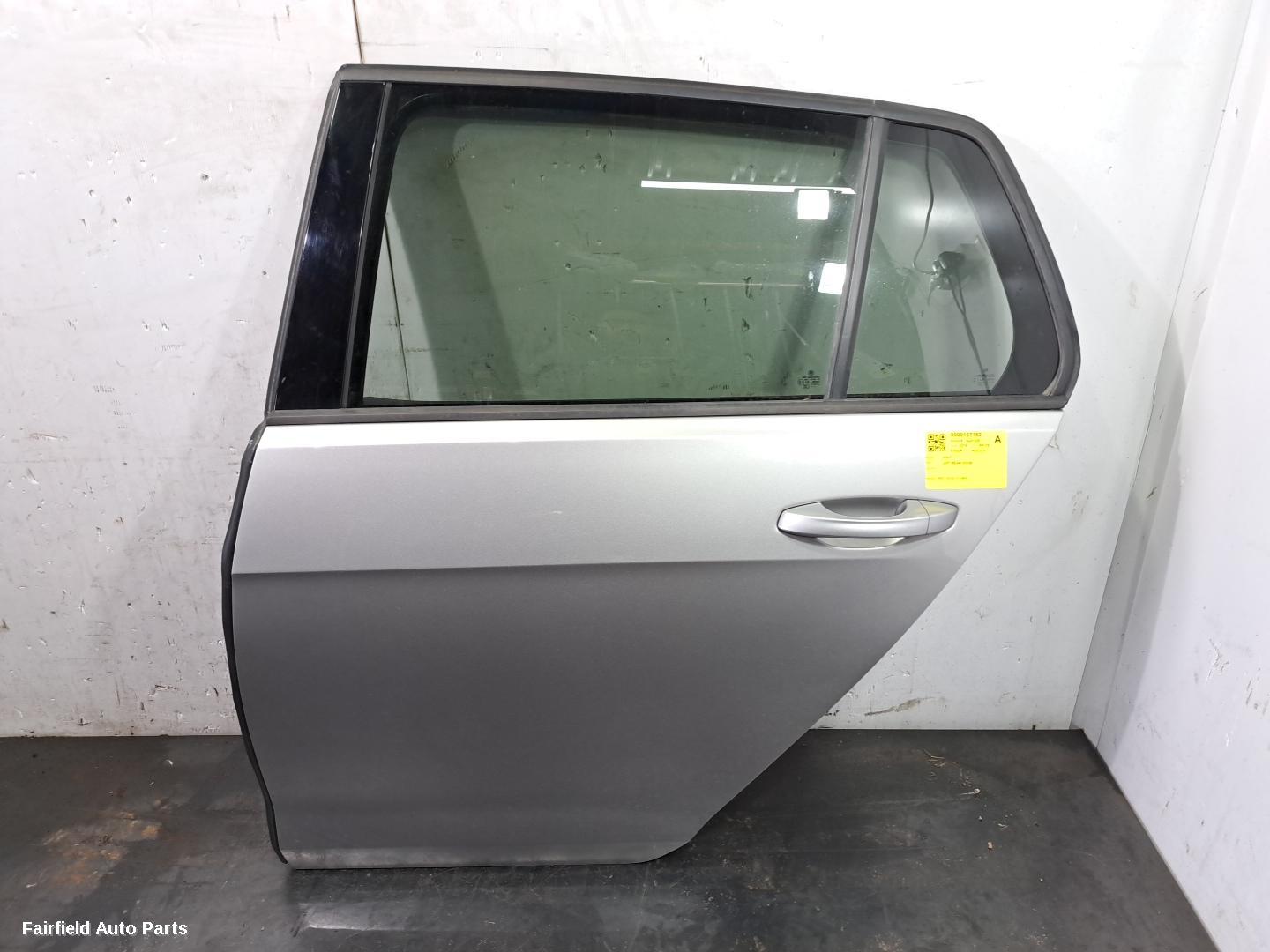 2012-2020 Volkswagen Golf Left Rear Door Sliding
