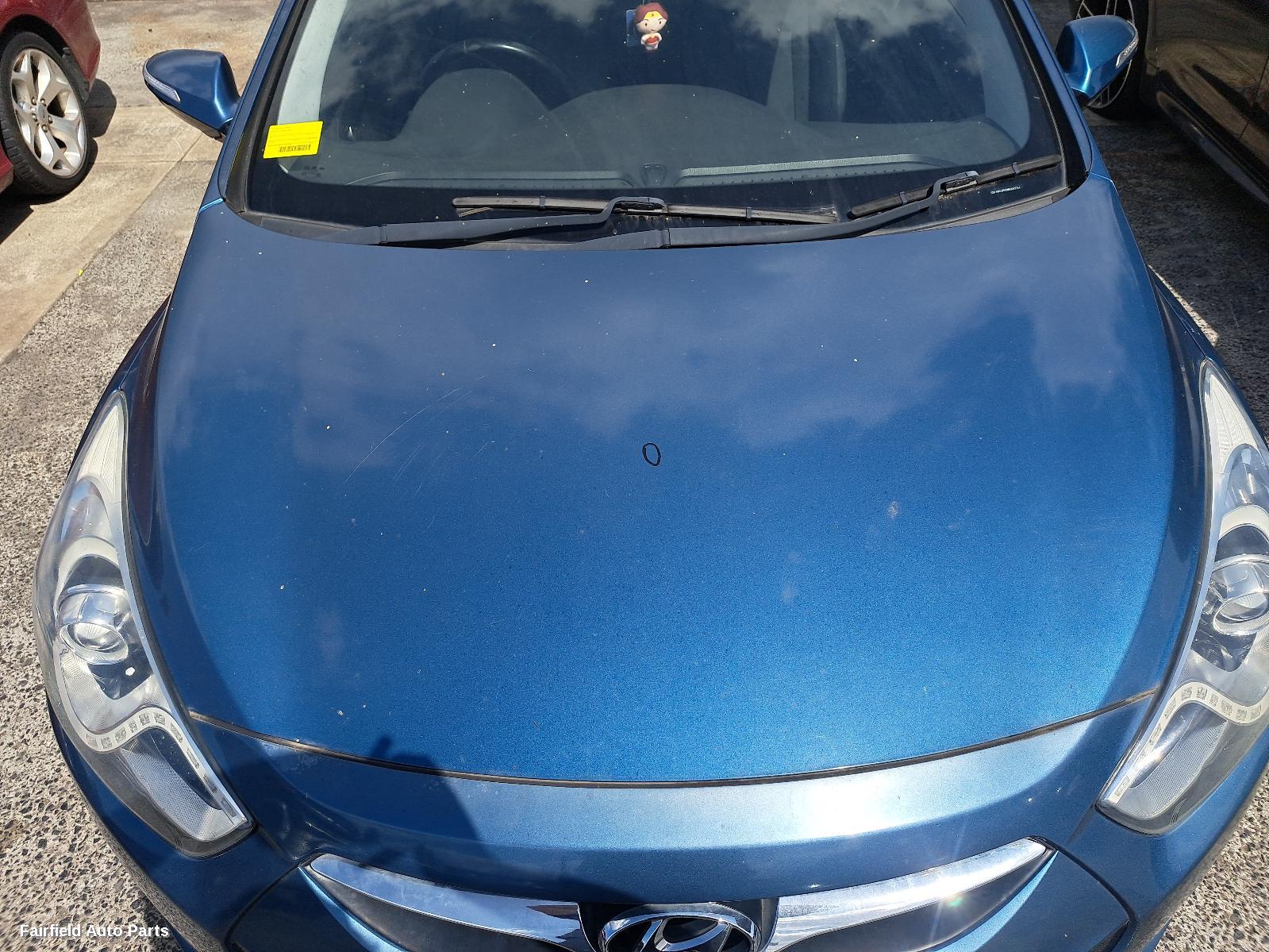 2013 Hyundai I40 R Bar Bracket Reinfo