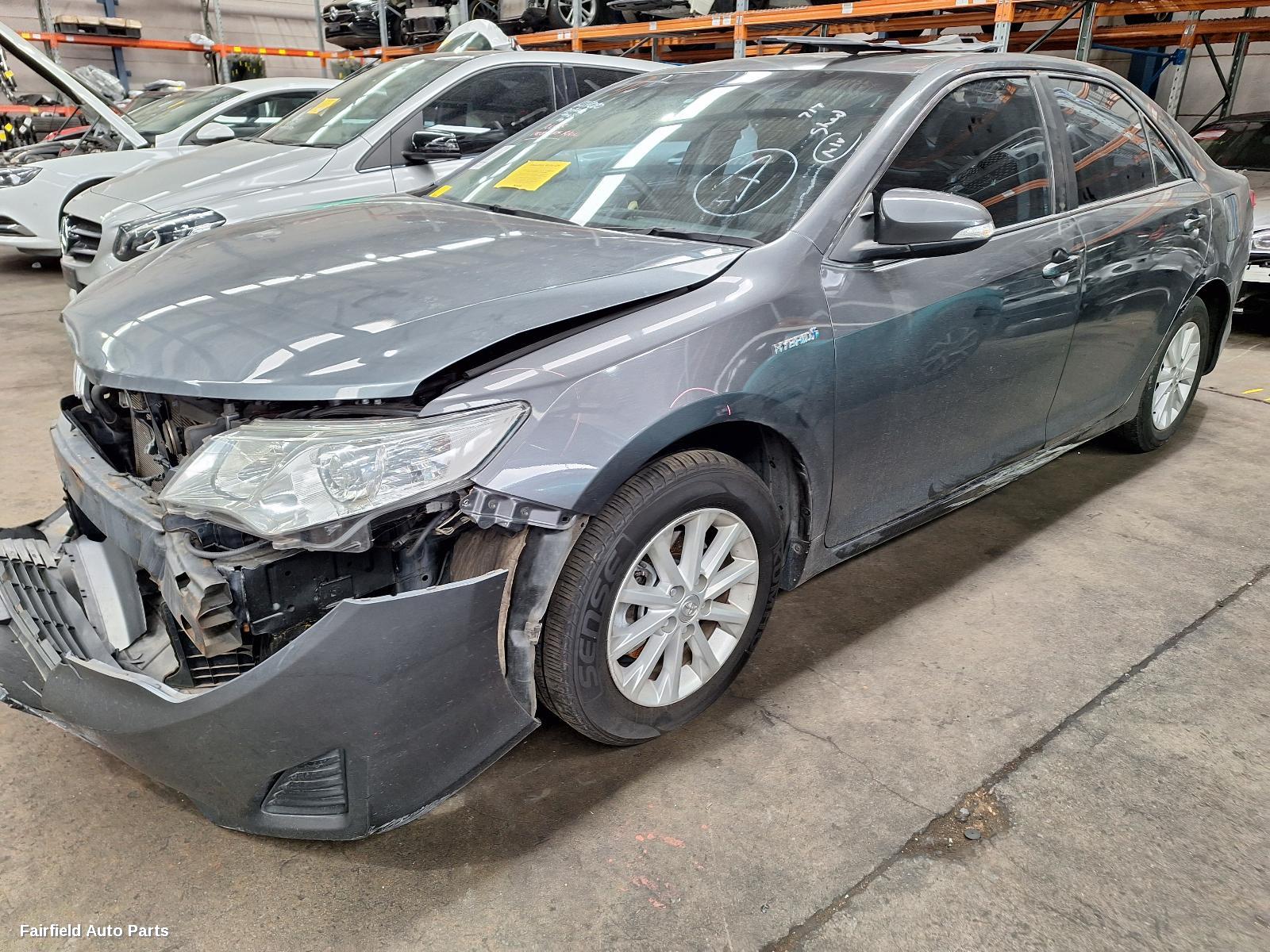 2012 Toyota Camry Door Hinge Runner