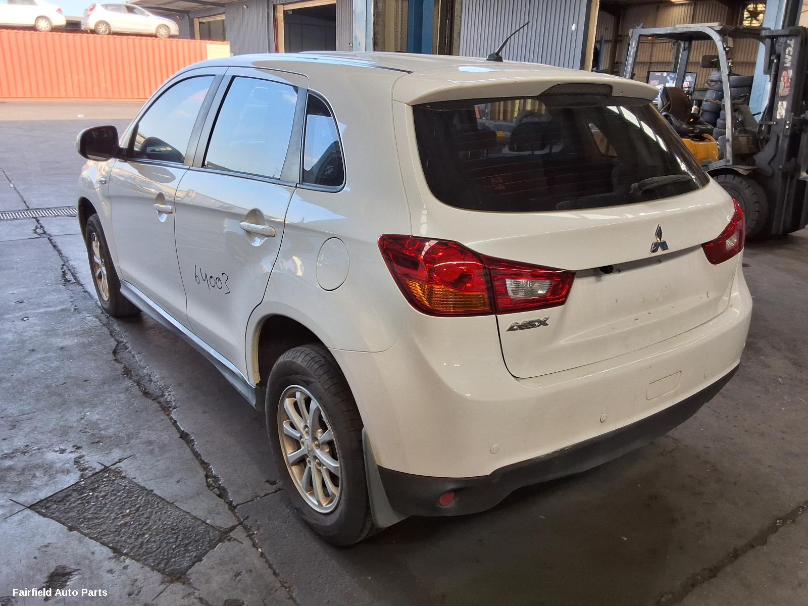 2013 Mitsubishi Asx Left Taillight
