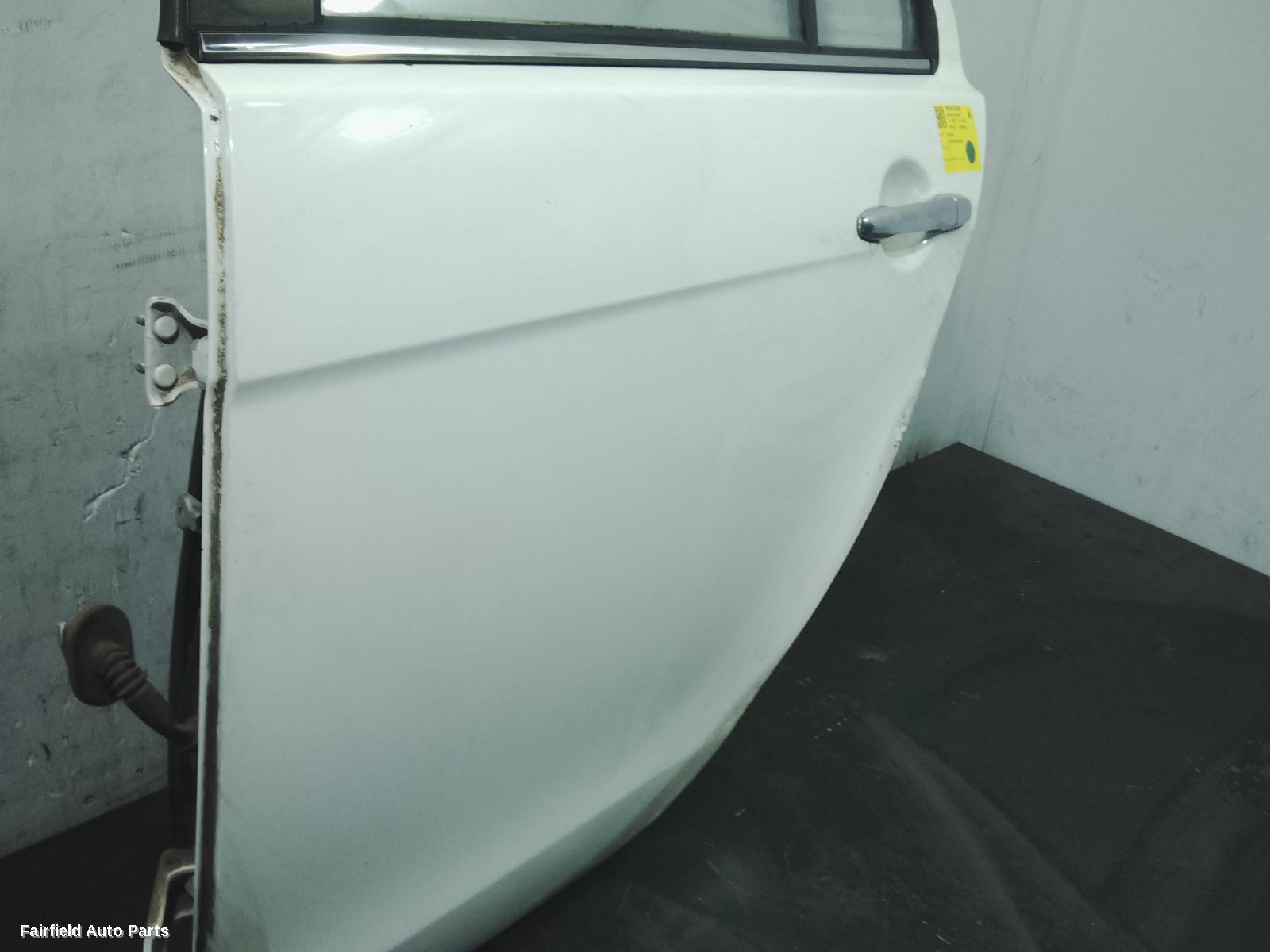 2007-2015 Mitsubishi Lancer Left Rear Door Sliding