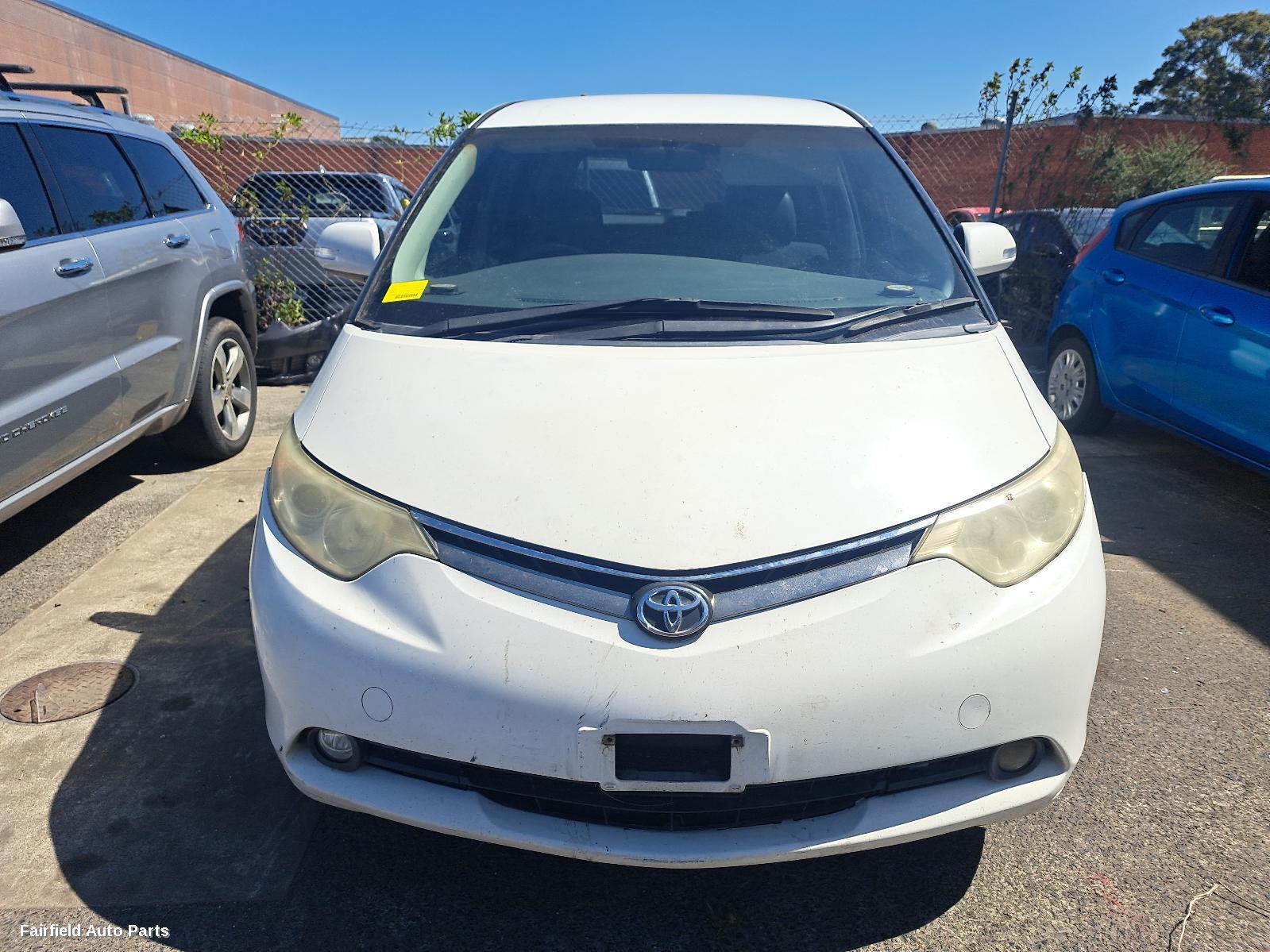 2006 Toyota Tarago Left Headlamp