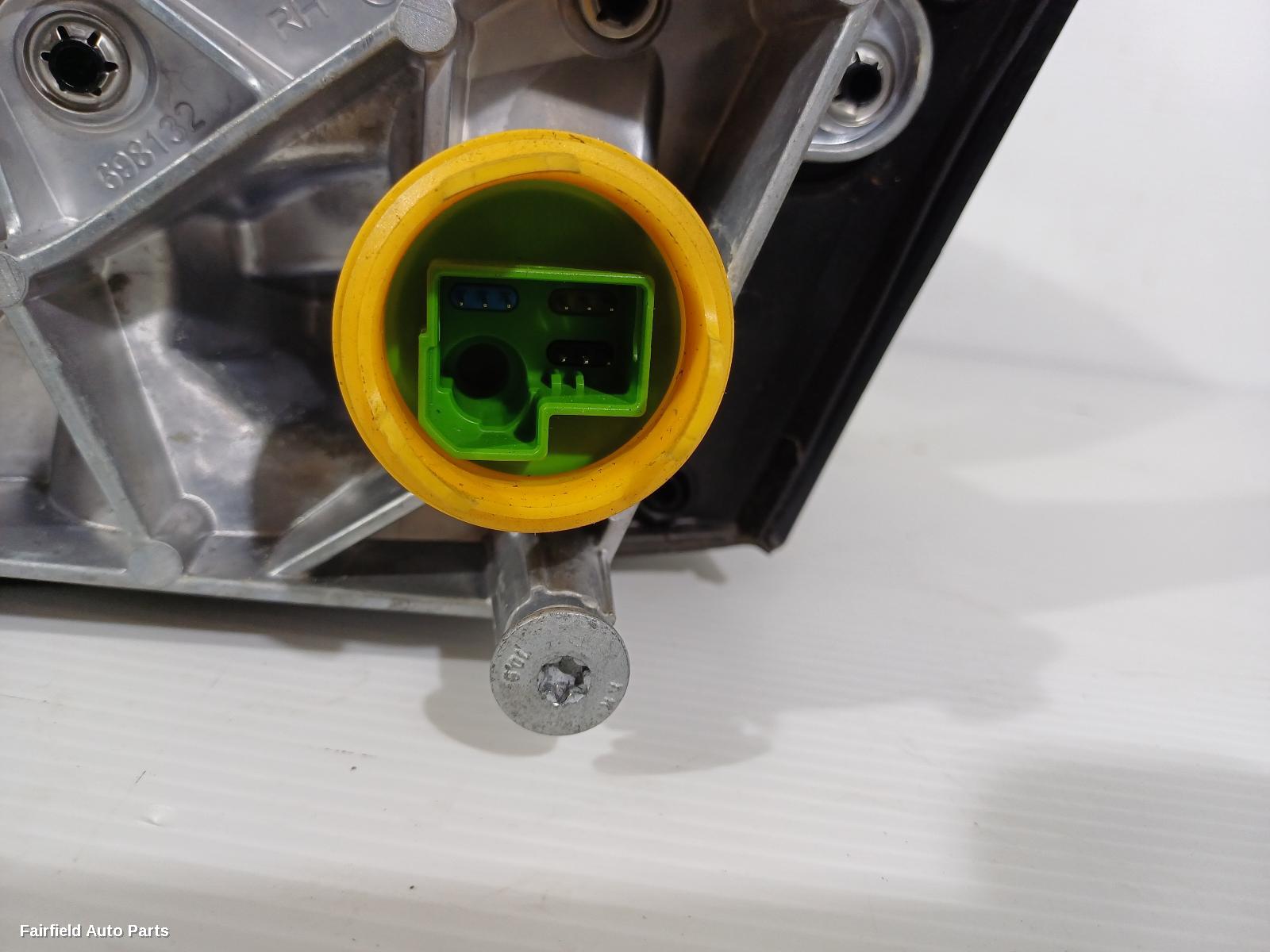 2014-2019 Bmw X6 Right Door Mirror