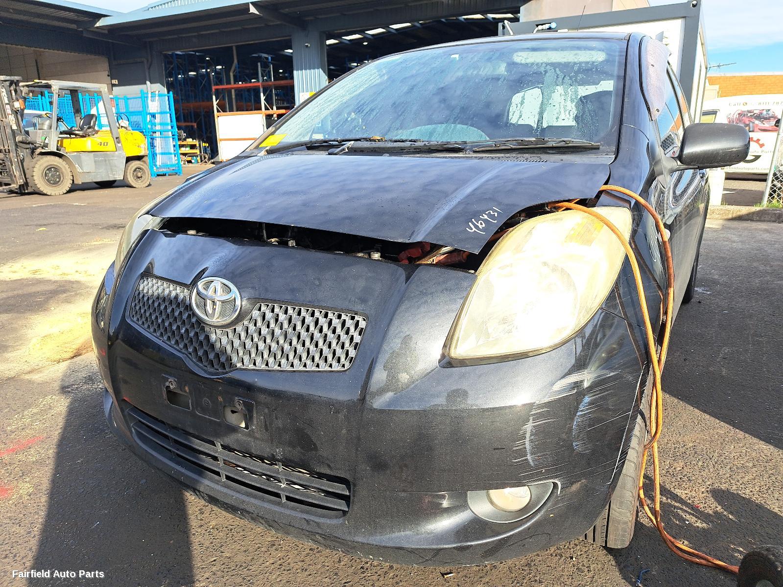 2008 Toyota Yaris Left Headlamp
