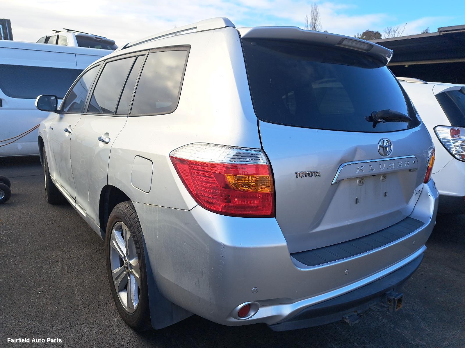 2007-2014 Toyota Kluger Rear Spoiler