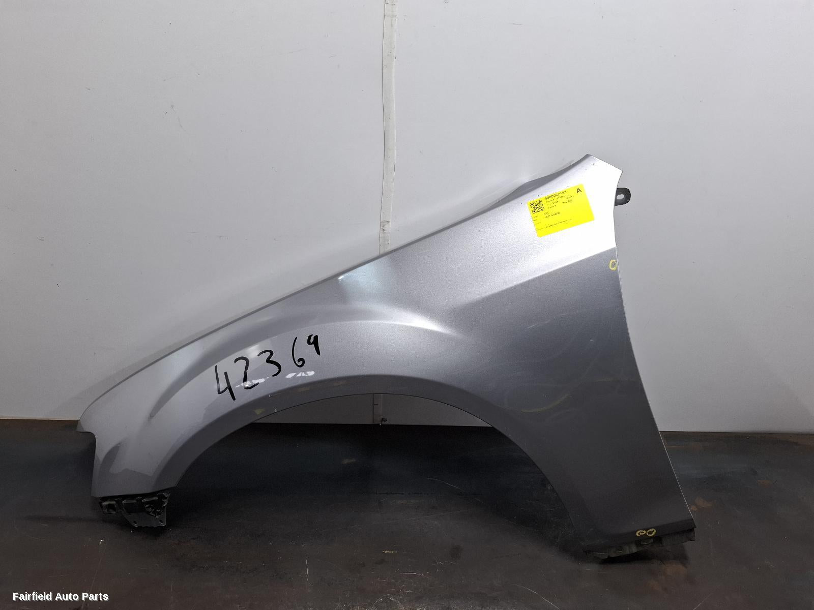 2011-2021 Chrysler 300c Left Guard