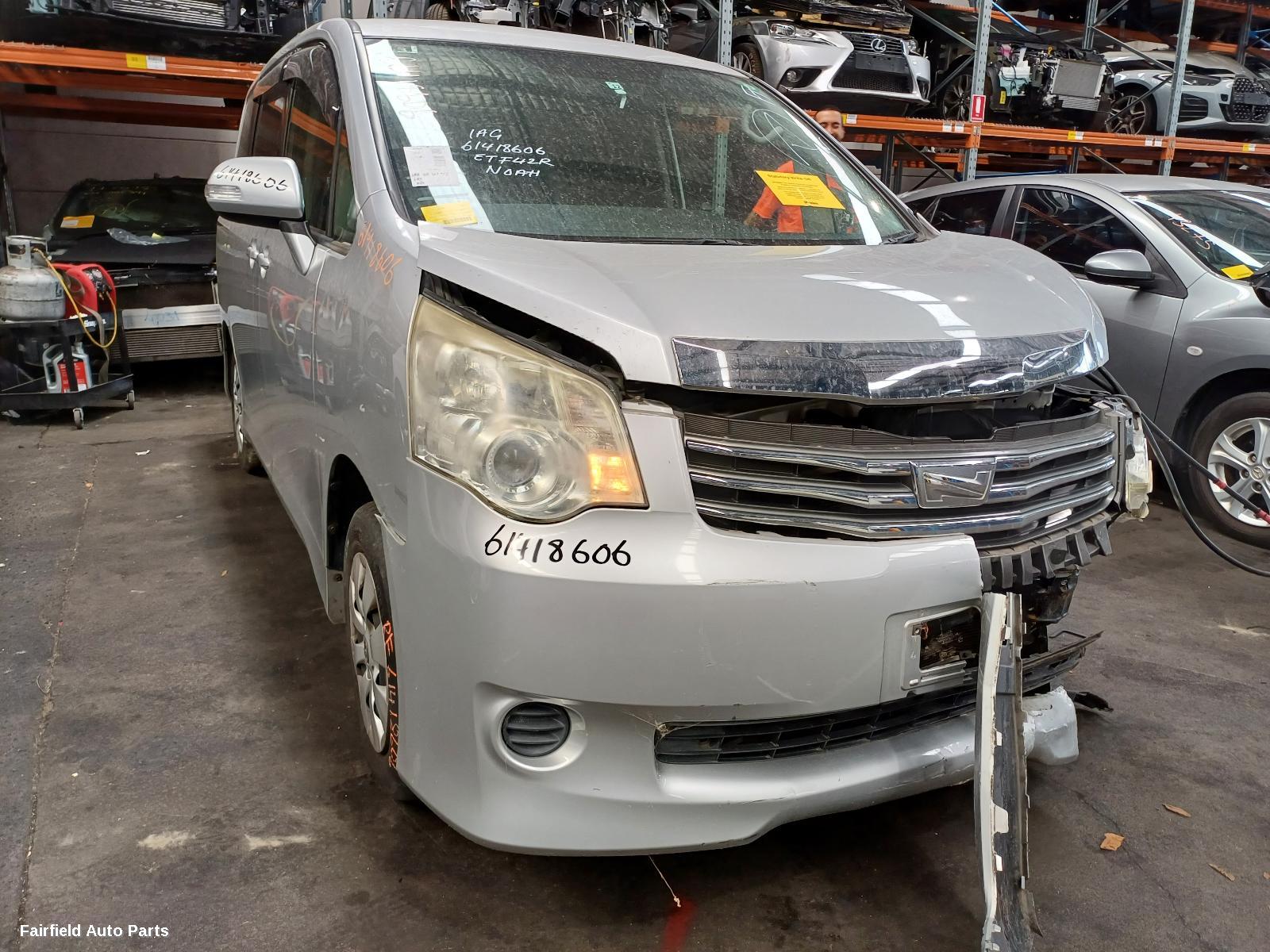 2007-2014 Toyota Noah (import) Right Front Door