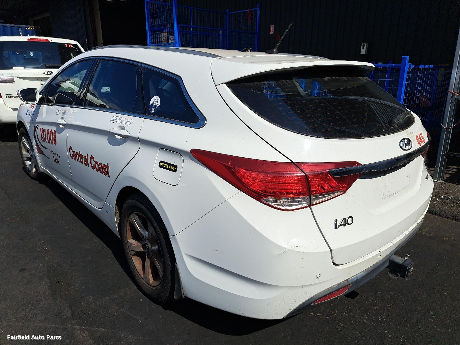 2014 Hyundai I40 Right Taillight