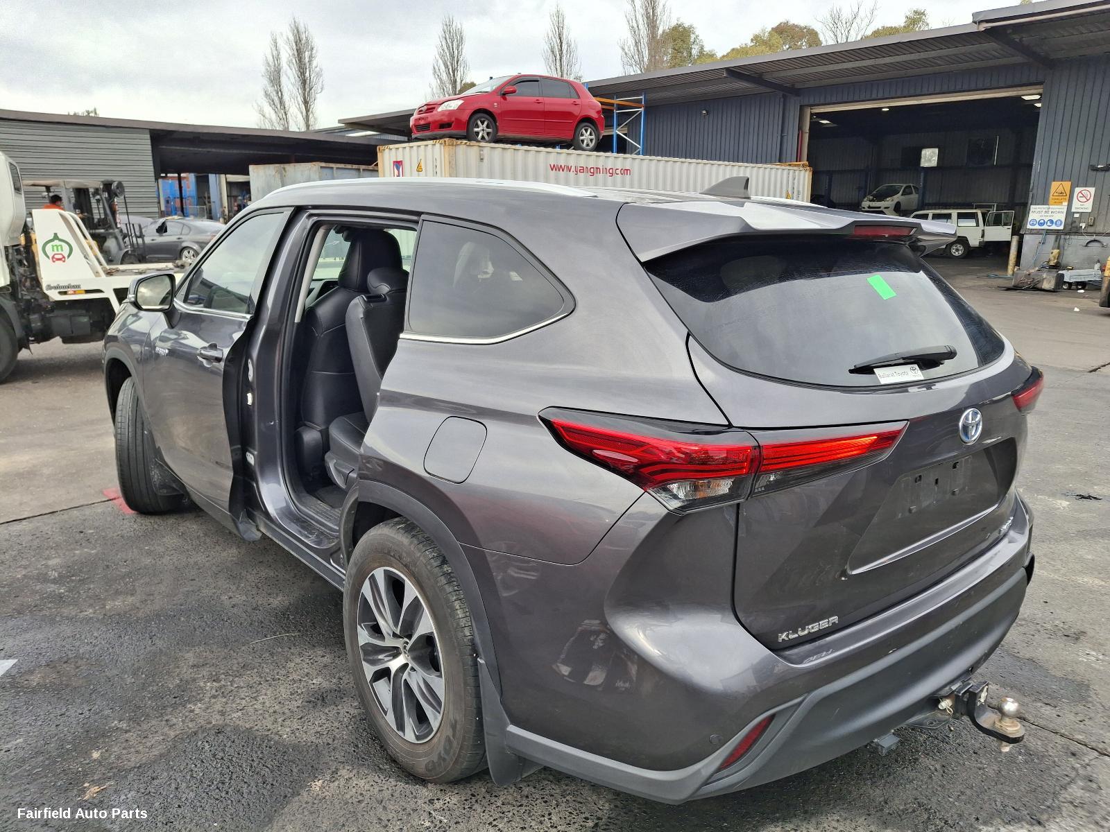 2022 Toyota Kluger Left Driveshaft