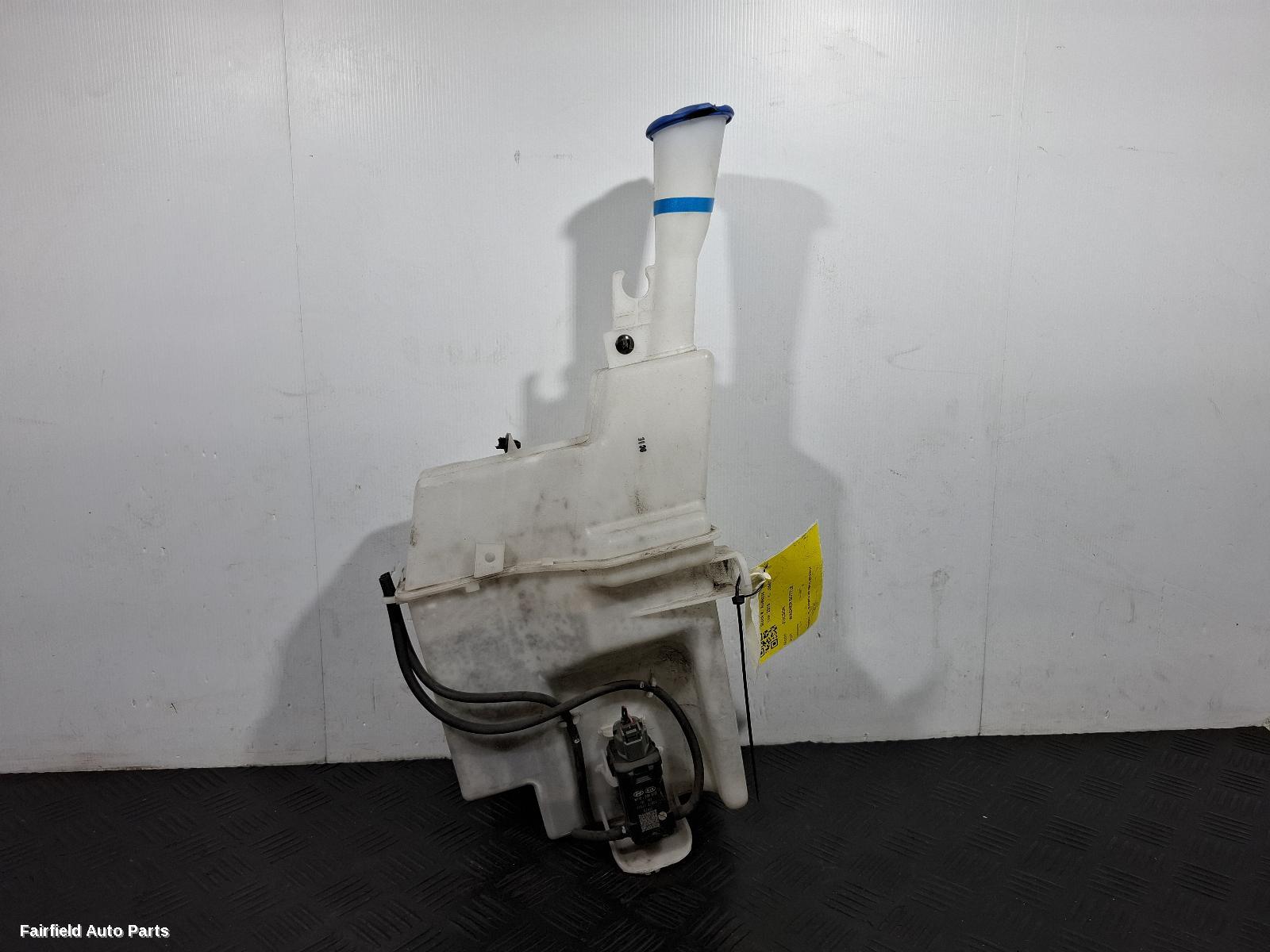 2018-2021 Hyundai Tucson Washer Bottle