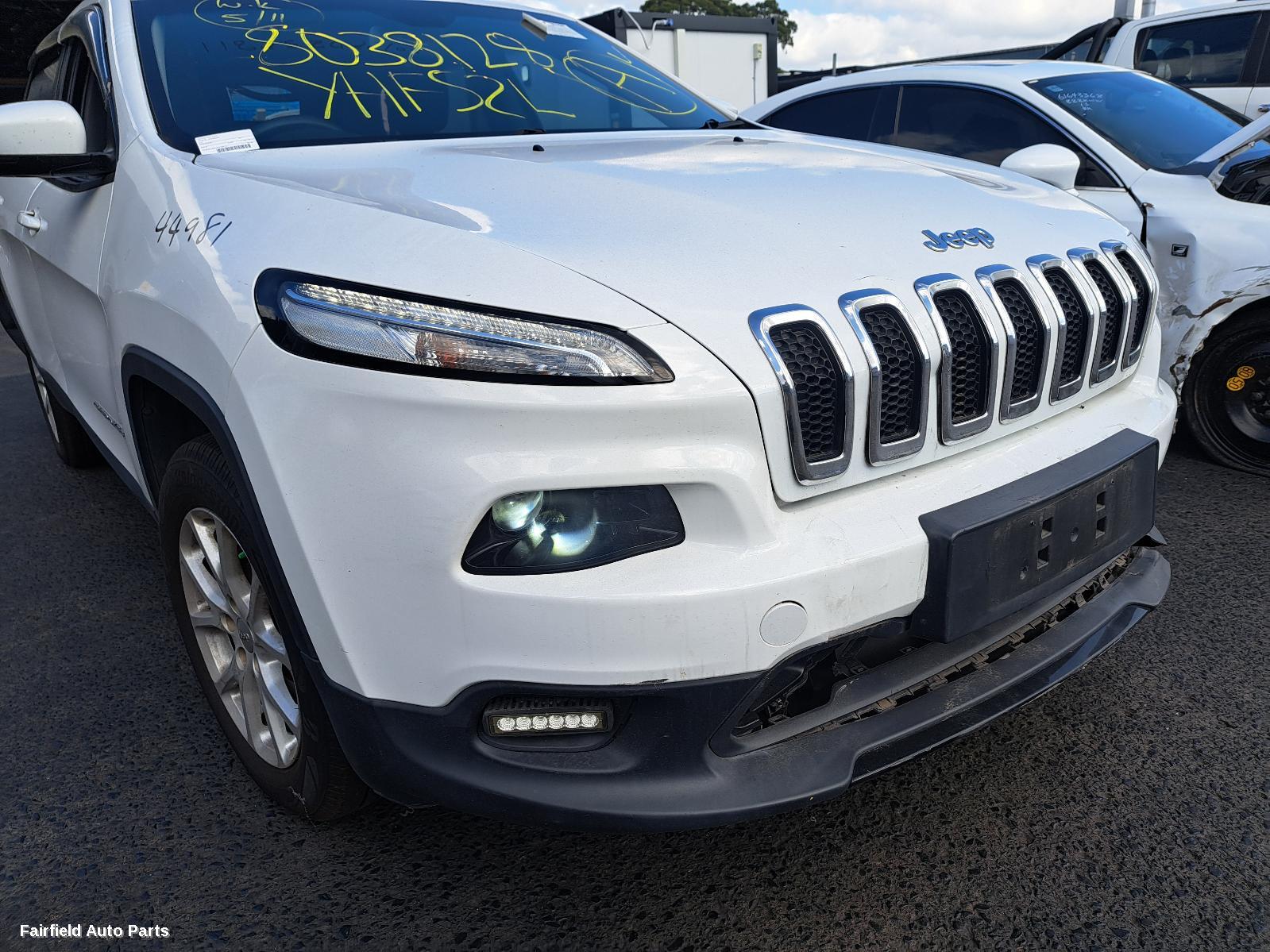 2017 Jeep Cherokee Left Indicator Fog Side