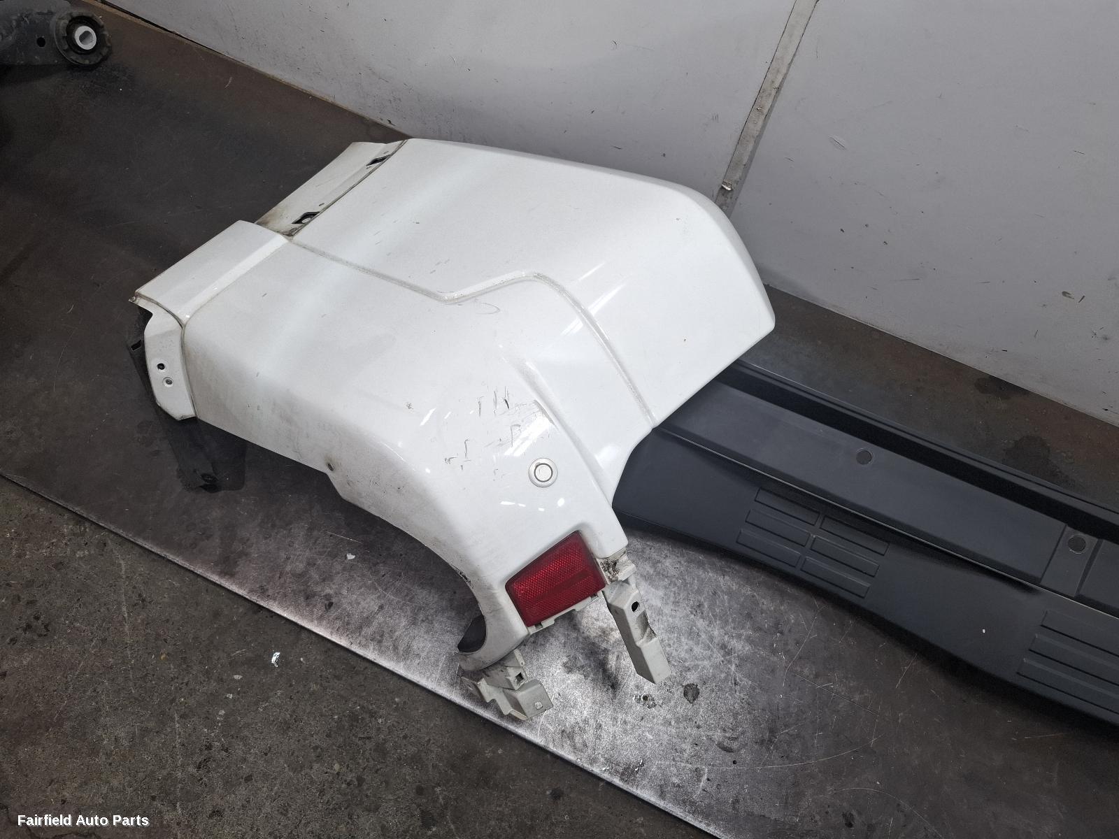 2015-2019 Mitsubishi Pajero Rear Bumper