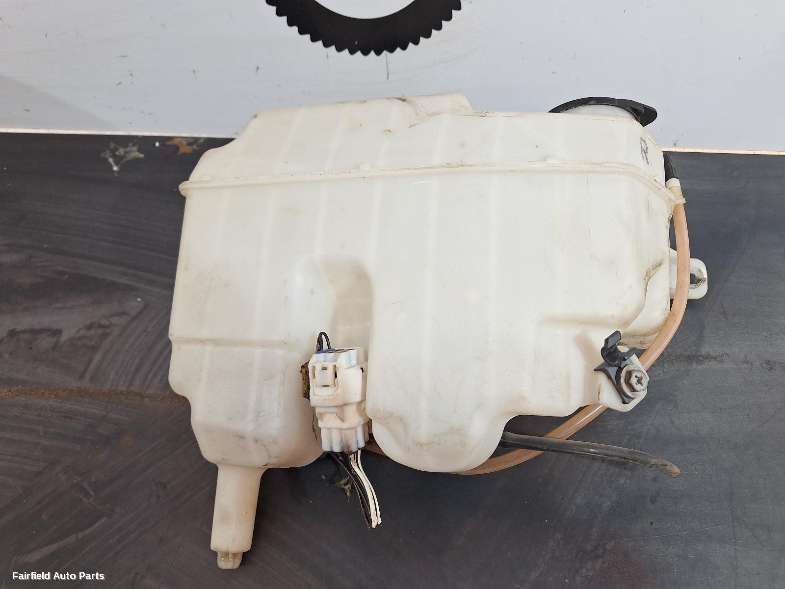2005-2019 Toyota Hiace Washer Bottle