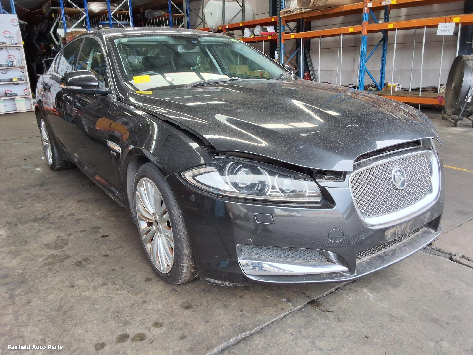 2013 Jaguar Xf F Bar Reinforc Brack
