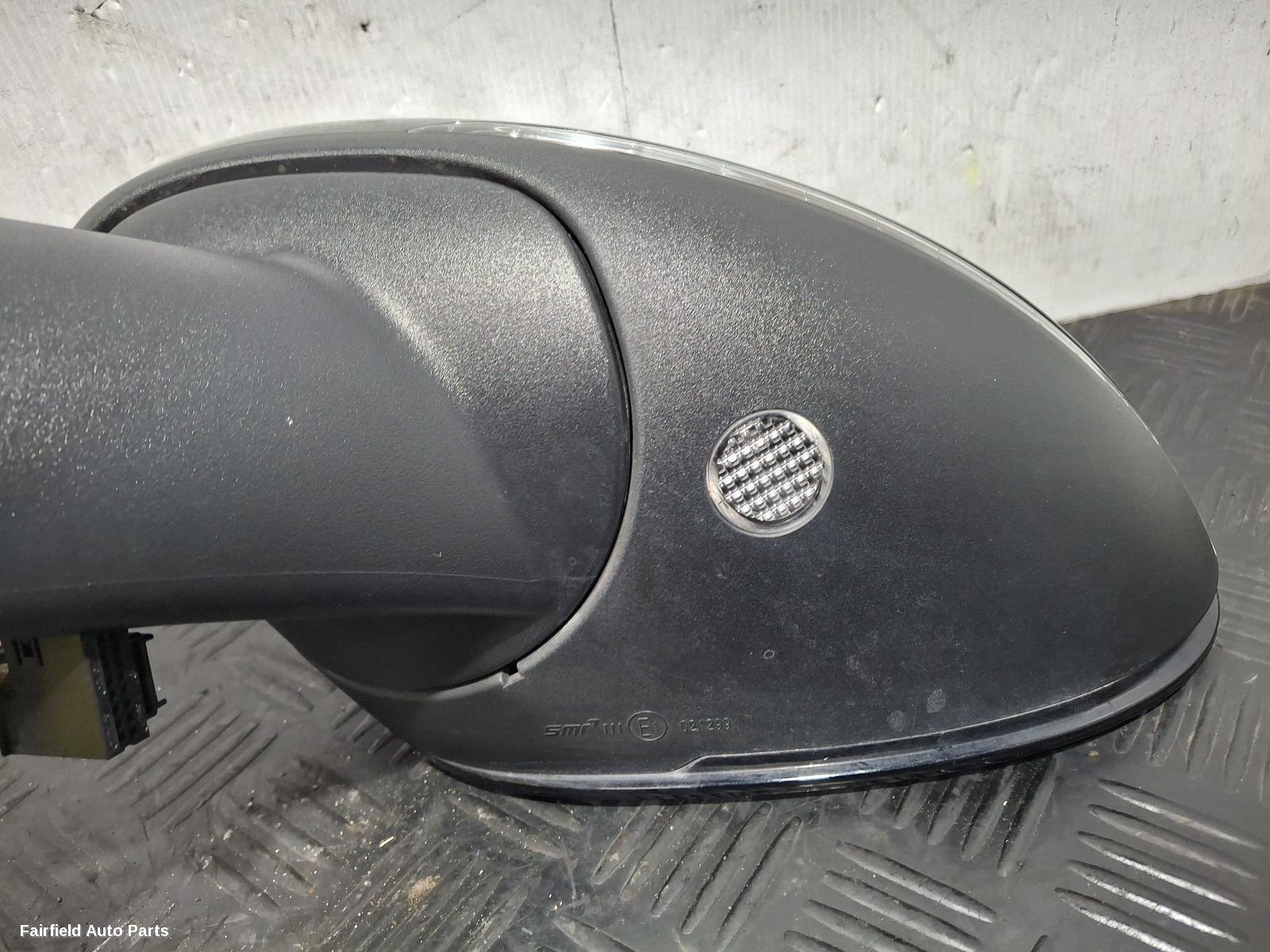 2014-2021 Porsche Macan Left Door Mirror