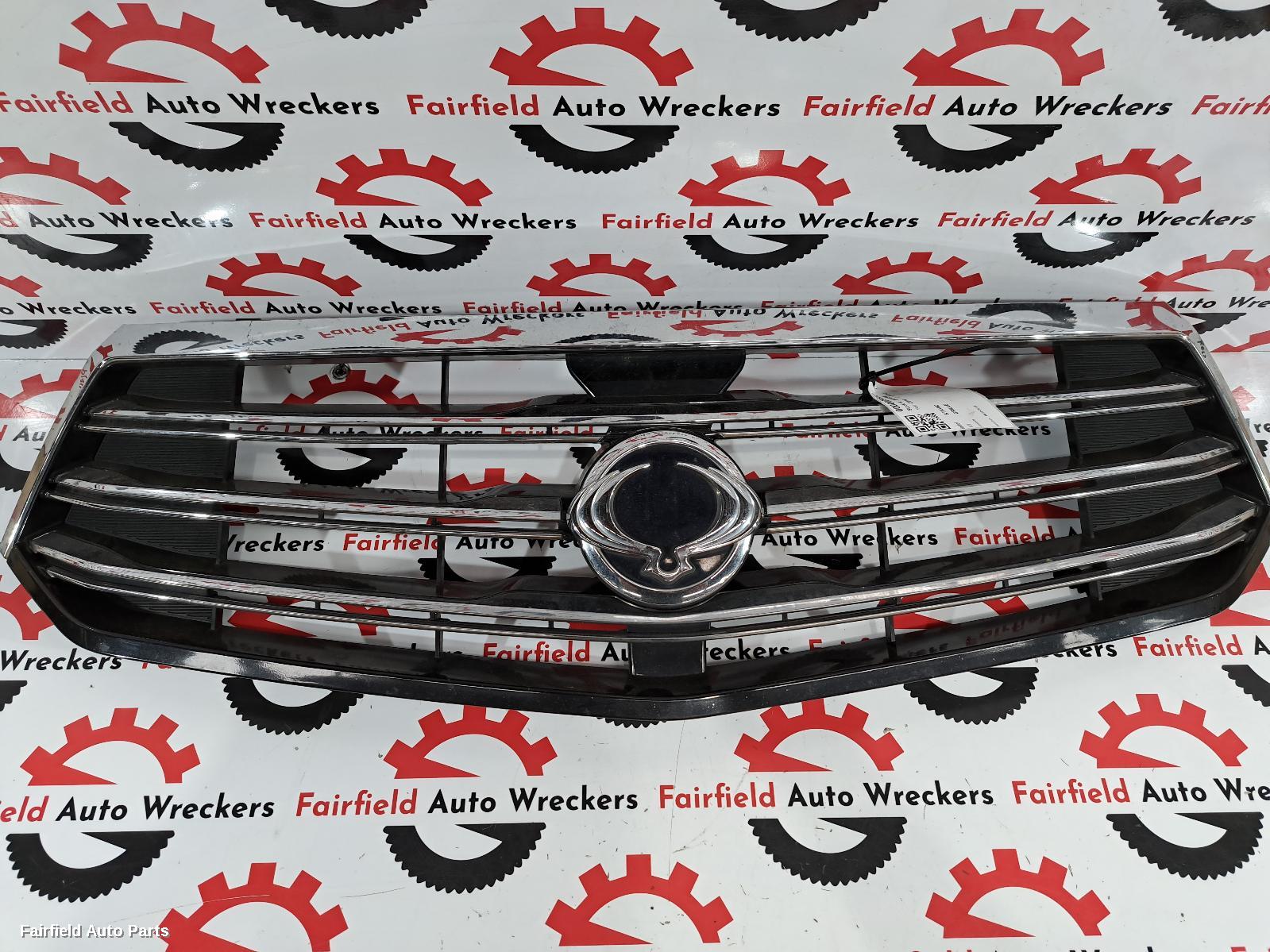 2013-2016 Ssangyong Stavic Grille