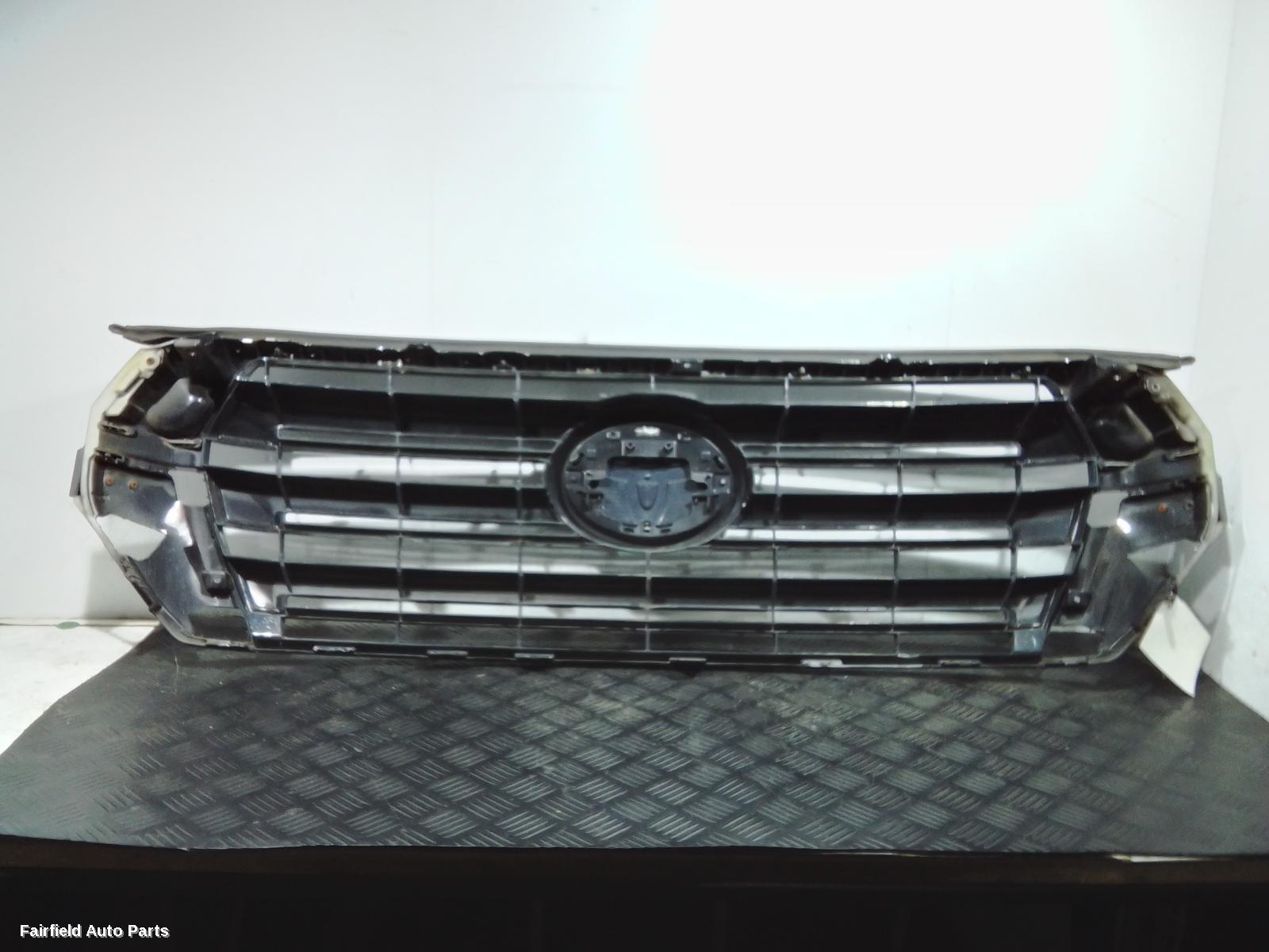 2015-2021 Toyota Landcruiser Grille