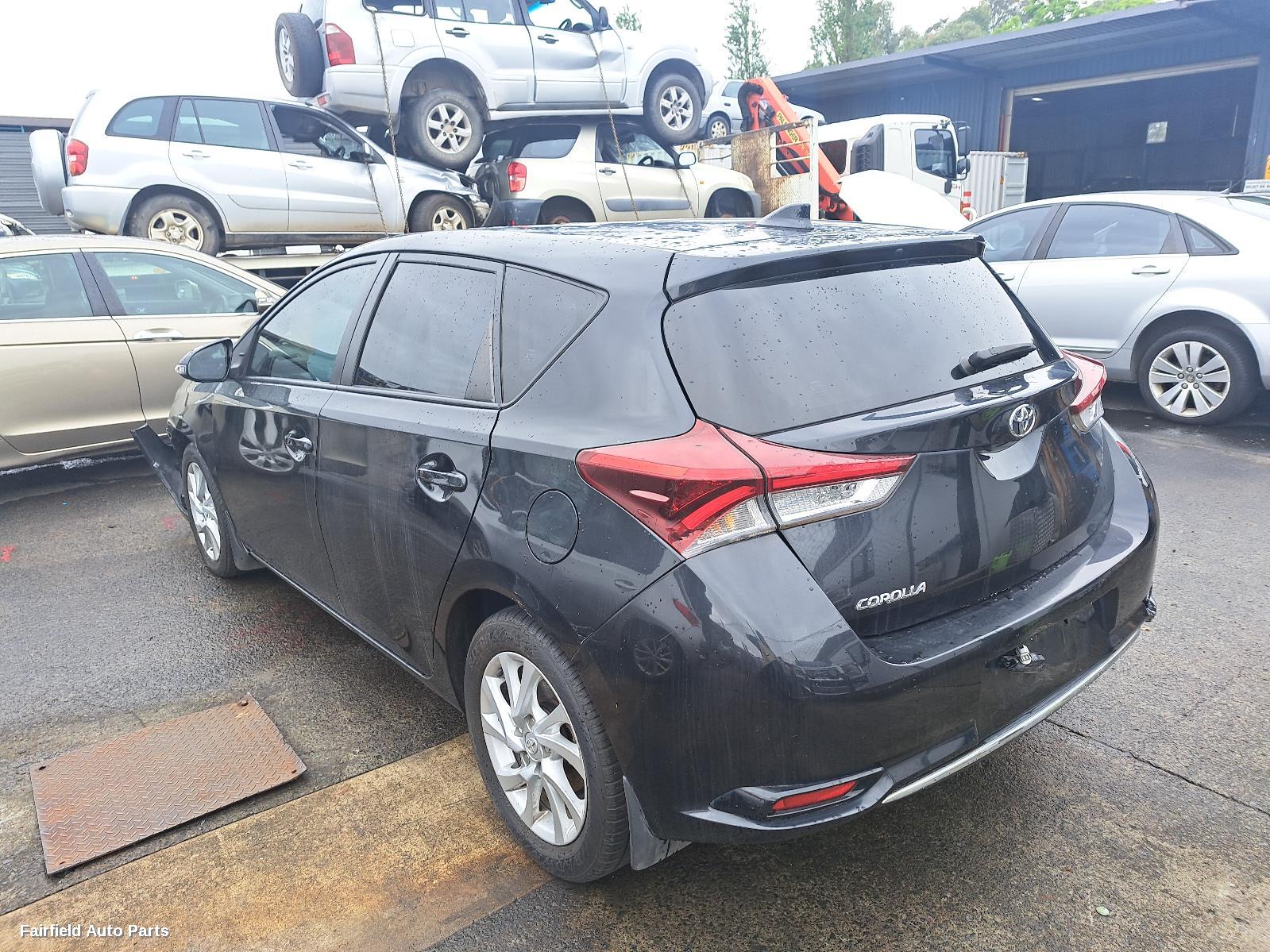 2015-2018 Toyota Corolla Radio Cd Dvd Sat Tv
