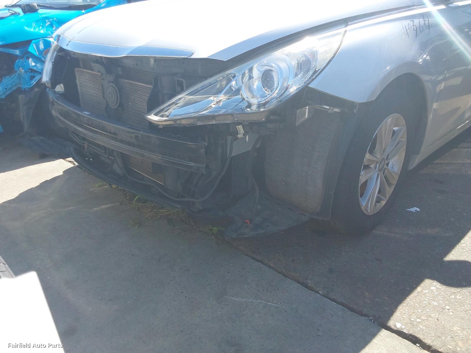 2010-2014 Hyundai I45 Left Front Door