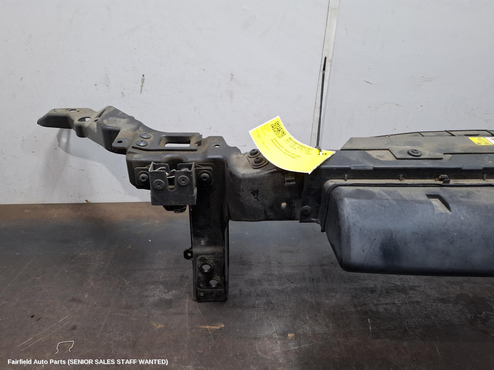 2019 Land Rover Rangerover Velar Radiator Support